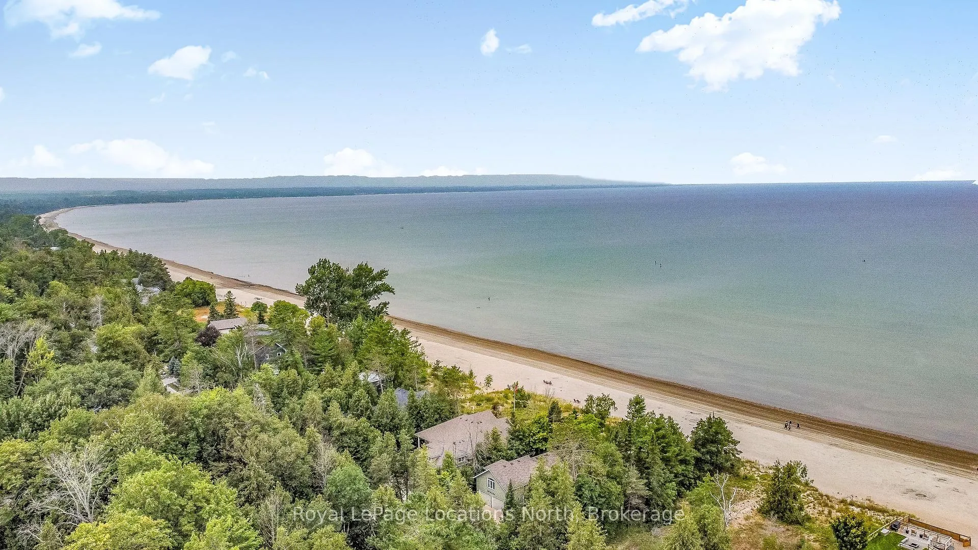 Photo 7 of 58 39th Street N, Wasaga Beach — HOMEH