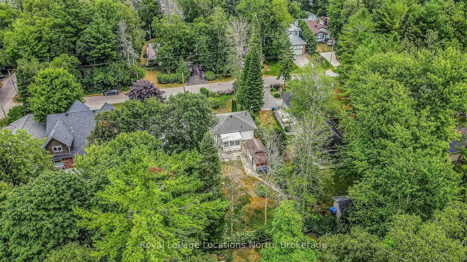 Photo 11 of 58 39th Street N, Wasaga Beach — HOMEH