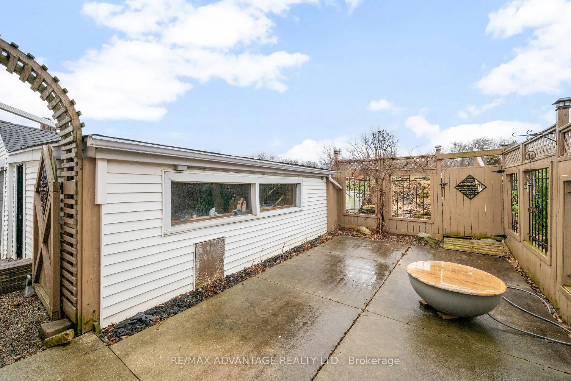 Photo 24 of 68 Cavendish Crescent, London, North N — HOMEH