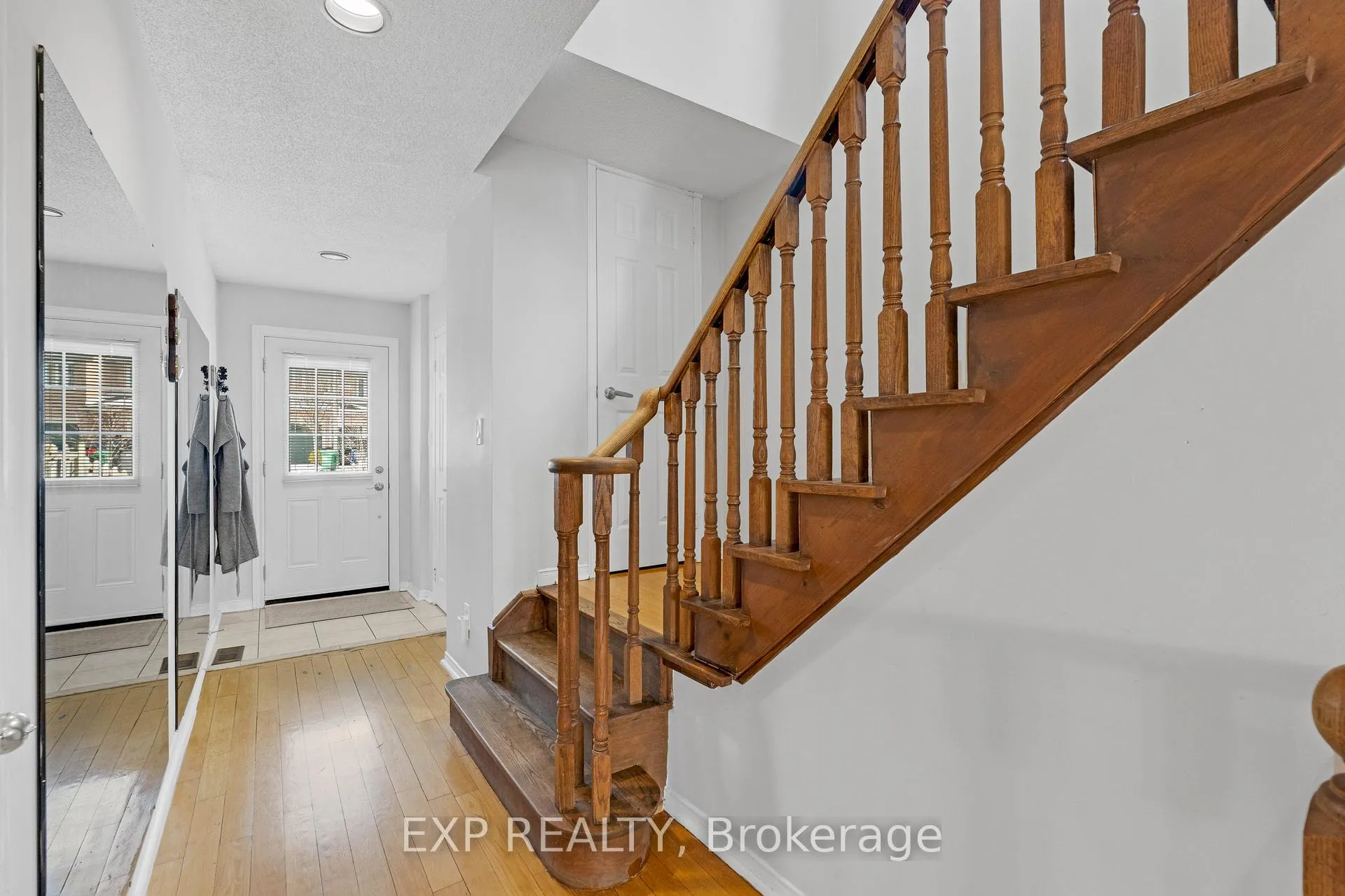 Photo 14 of Unit 53, 455 Apache Court, Mississauga, Hurontario — HOMEH