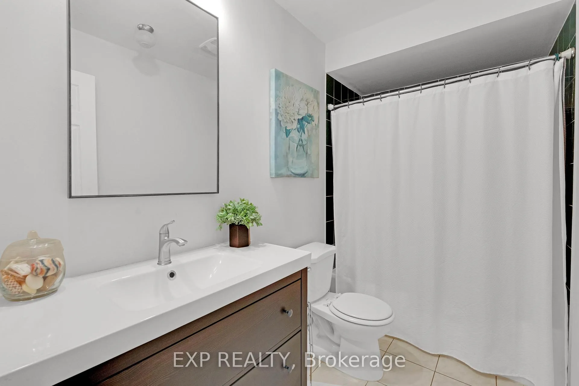 Photo 23 of Unit 53, 455 Apache Court, Mississauga, Hurontario — HOMEH