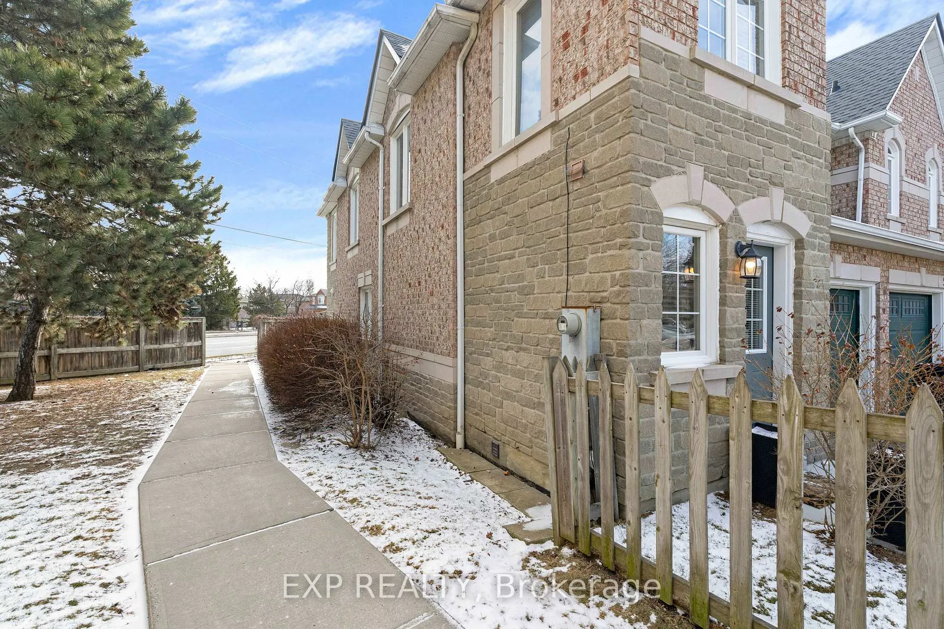 Photo 30 of Unit 53, 455 Apache Court, Mississauga, Hurontario — HOMEH