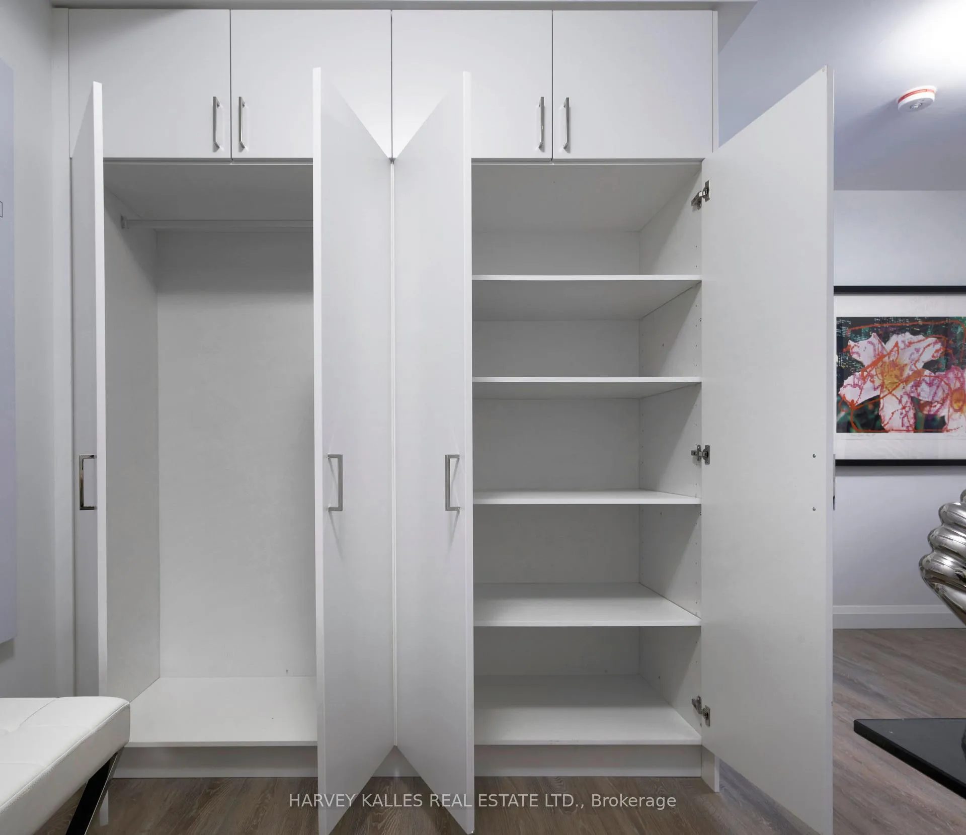 Photo 9 of Unit 402, 71 Redpath Avenue, Toronto, Mount Pleasant West — HOMEH