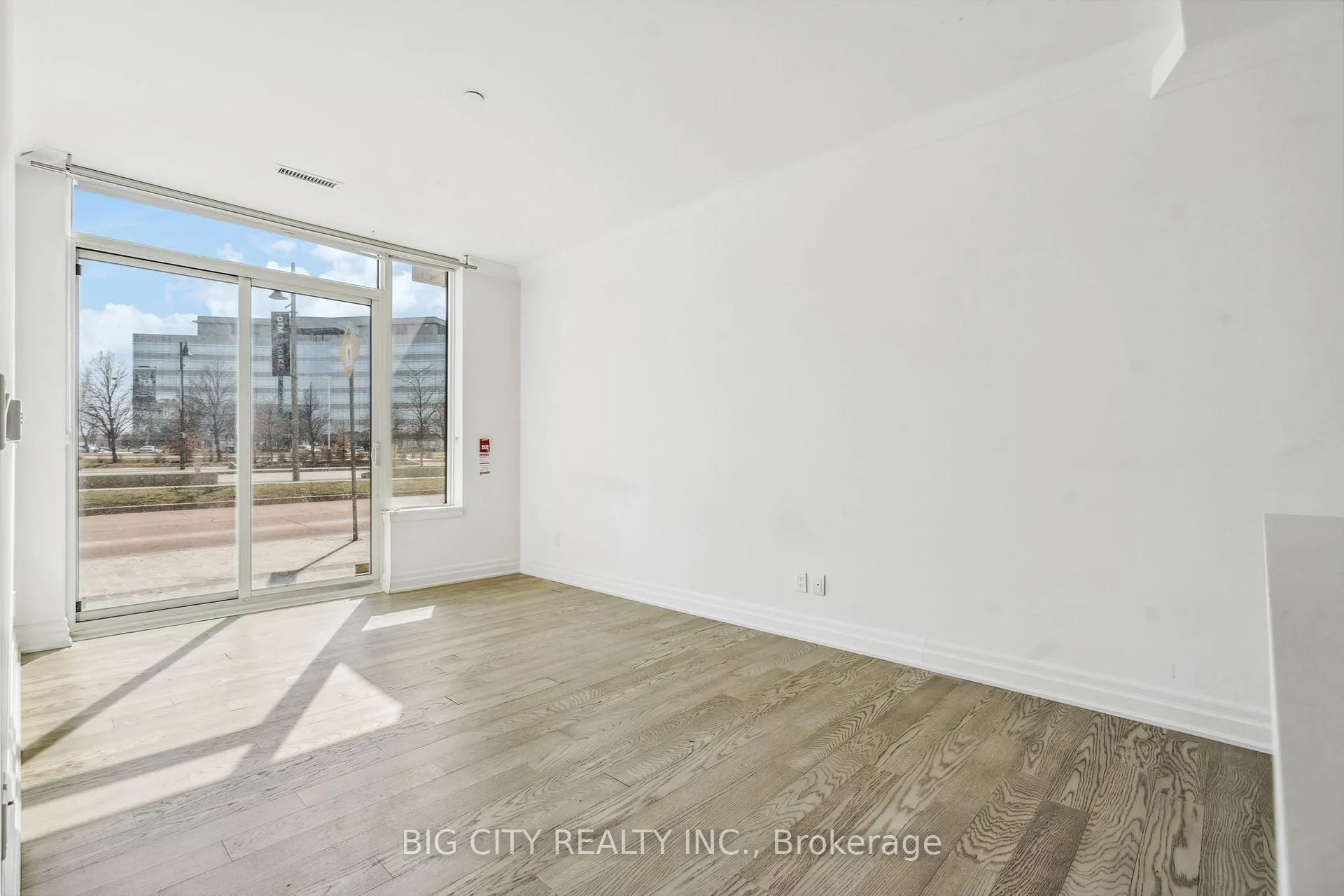 Photo 9 of Unit 103B, 8 Rouge Valley Drive, Markham, Unionville — HOMEH
