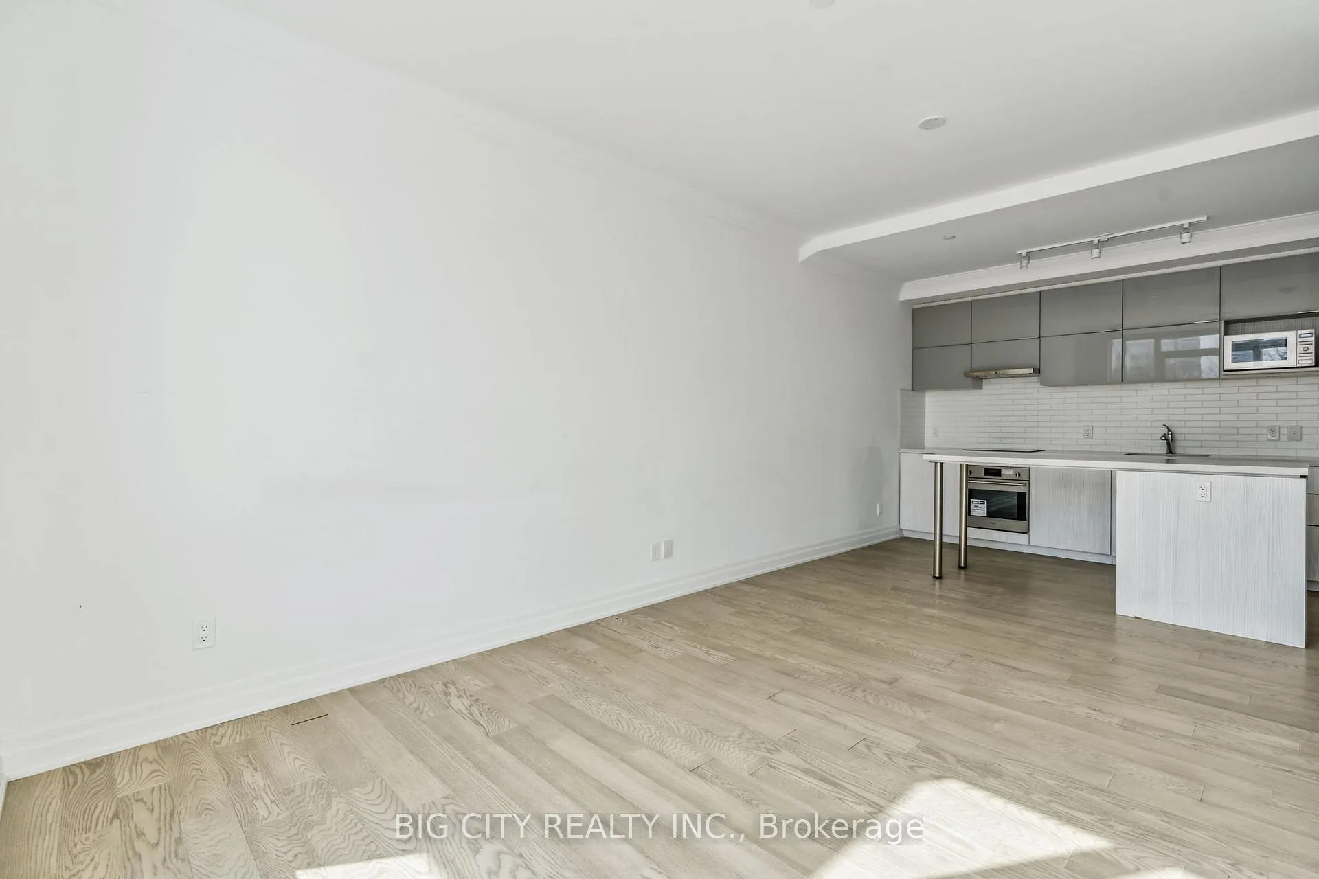 Photo 14 of Unit 103B, 8 Rouge Valley Drive, Markham, Unionville — HOMEH