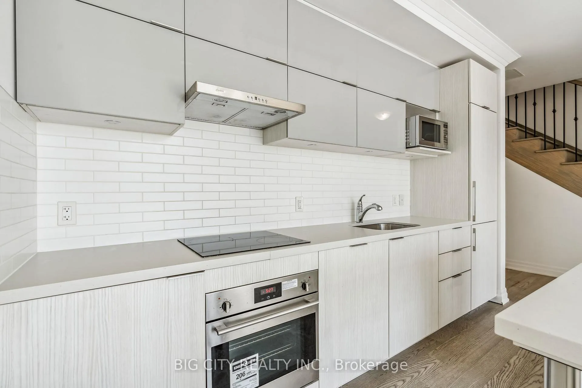 Photo 16 of Unit 103B, 8 Rouge Valley Drive, Markham, Unionville — HOMEH