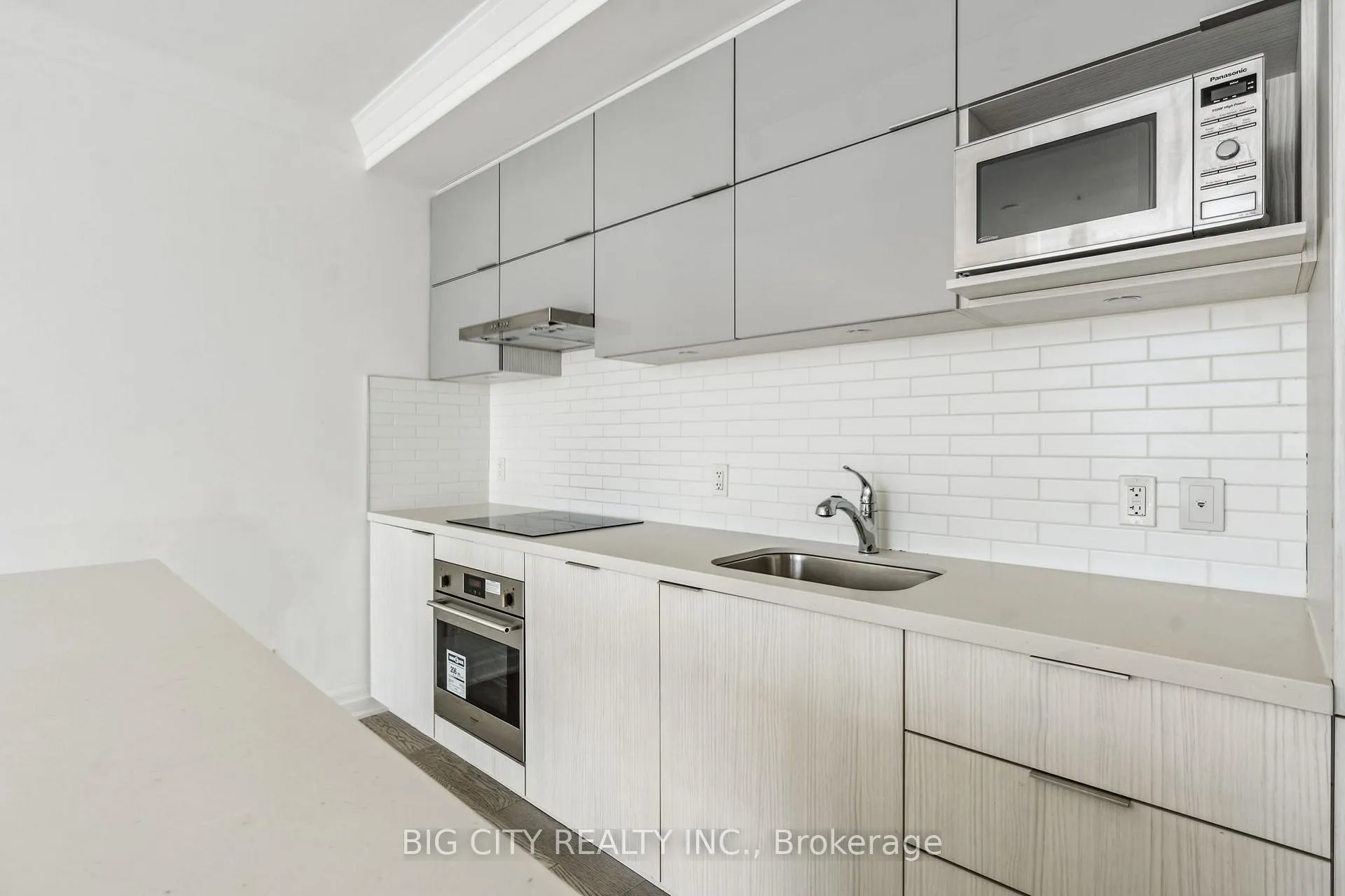 Photo 18 of Unit 103B, 8 Rouge Valley Drive, Markham, Unionville — HOMEH