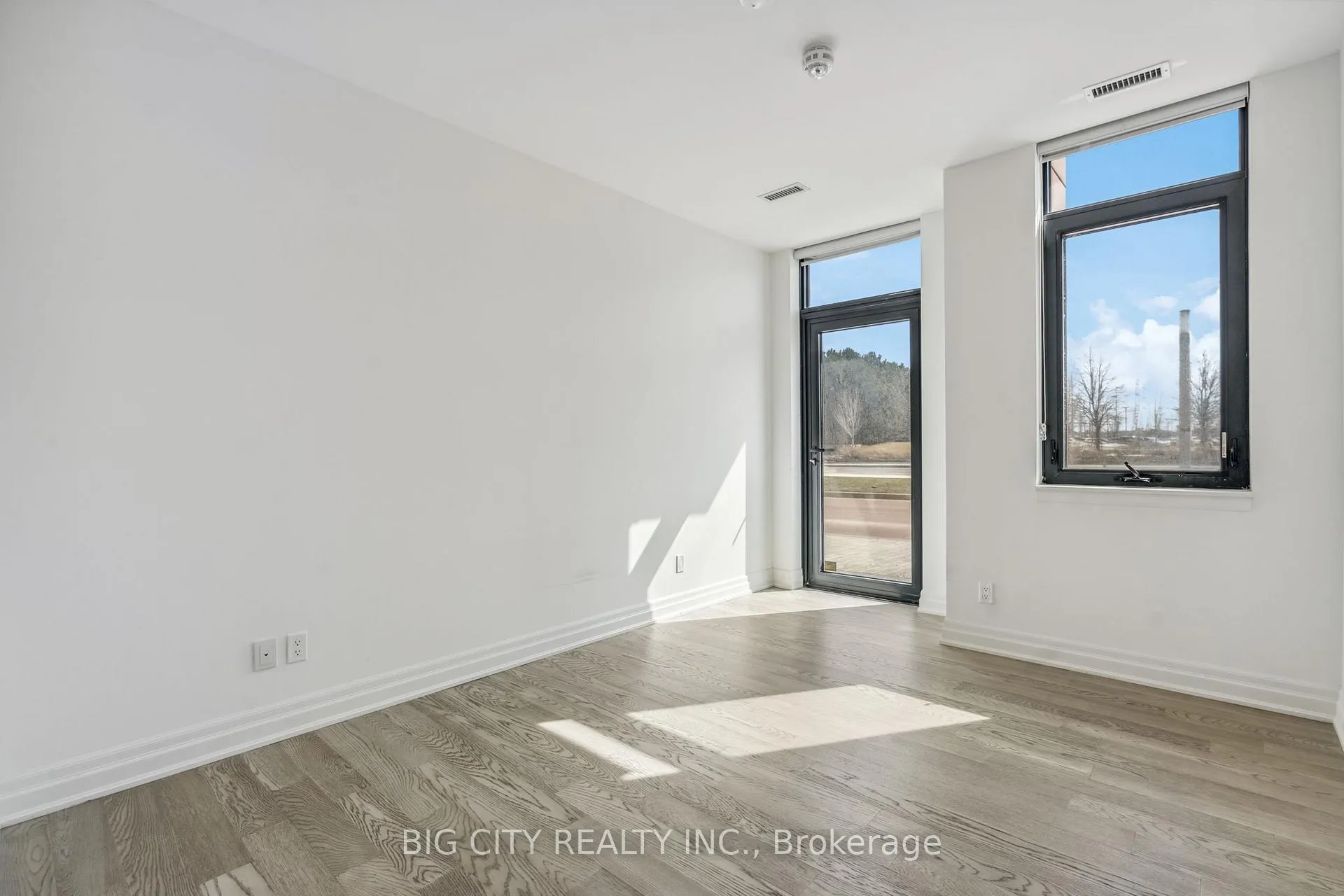 Photo 19 of Unit 103B, 8 Rouge Valley Drive, Markham, Unionville — HOMEH