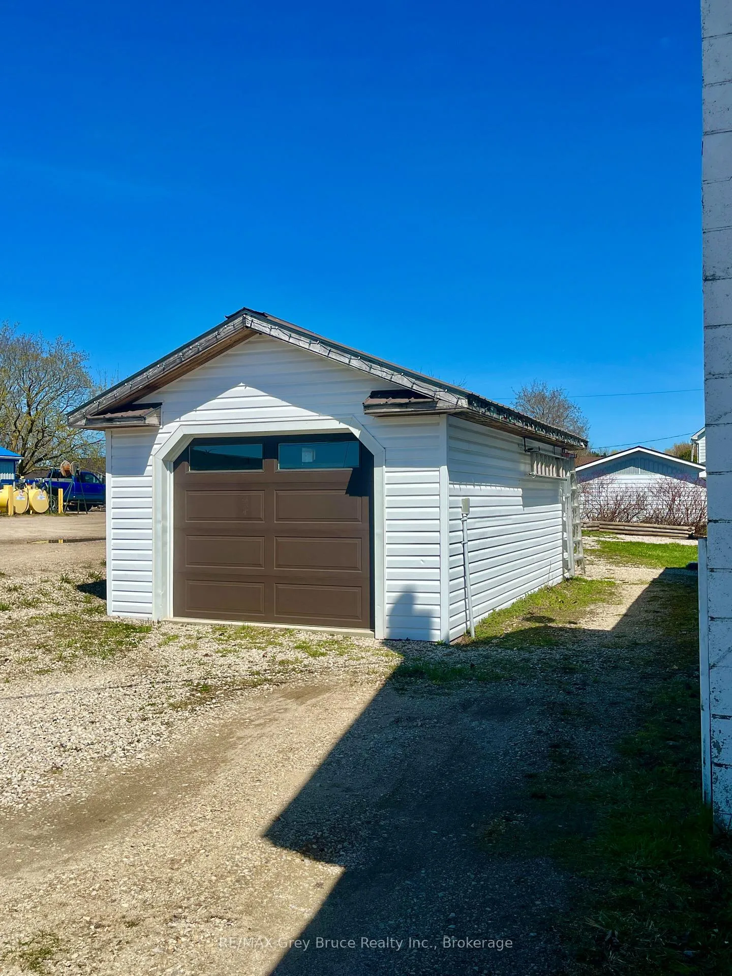 Photo 4 of 141 Yonge Street N, Arran-Elderslie — HOMEH