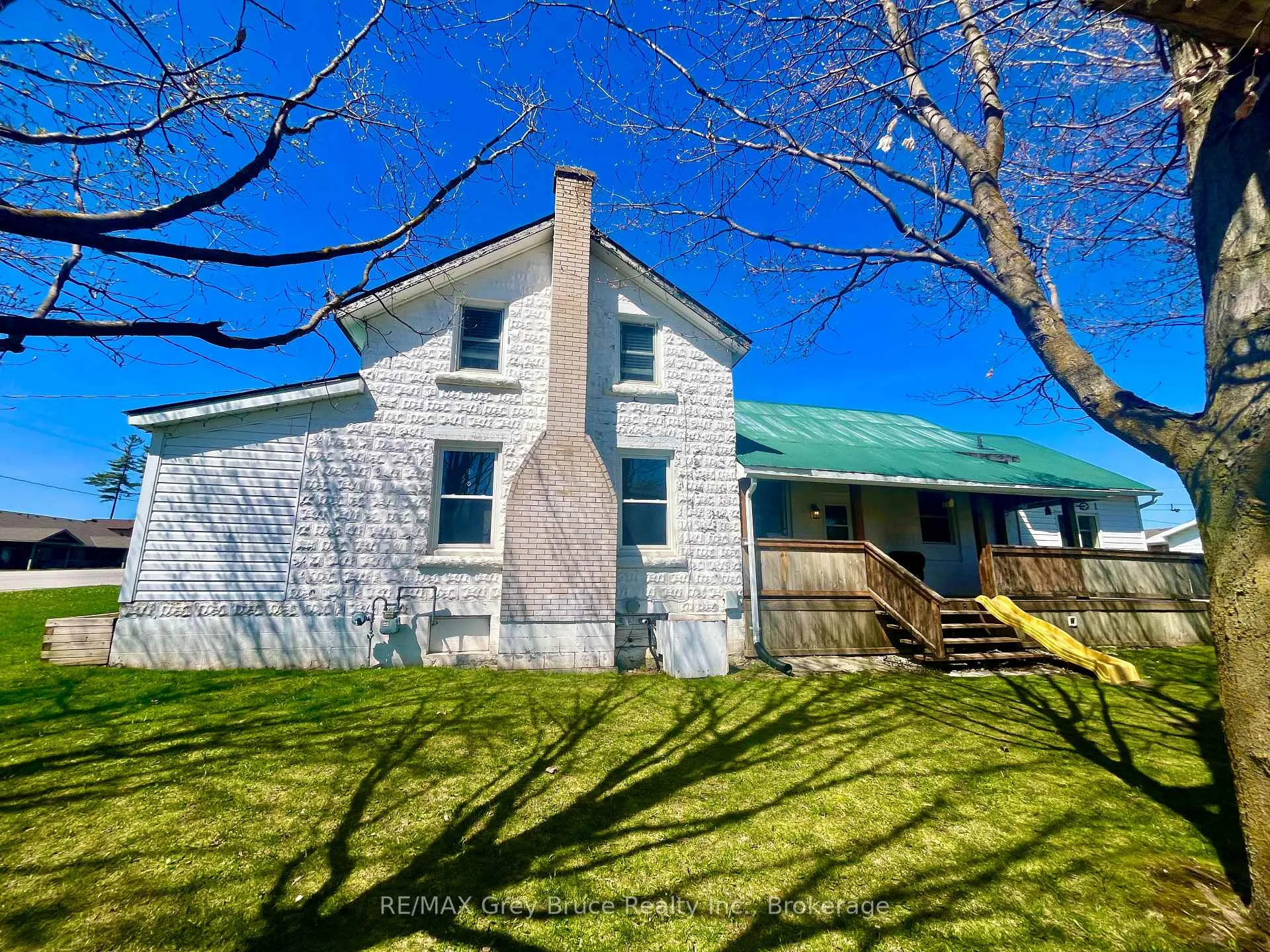 Photo 30 of 141 Yonge Street N, Arran-Elderslie — HOMEH