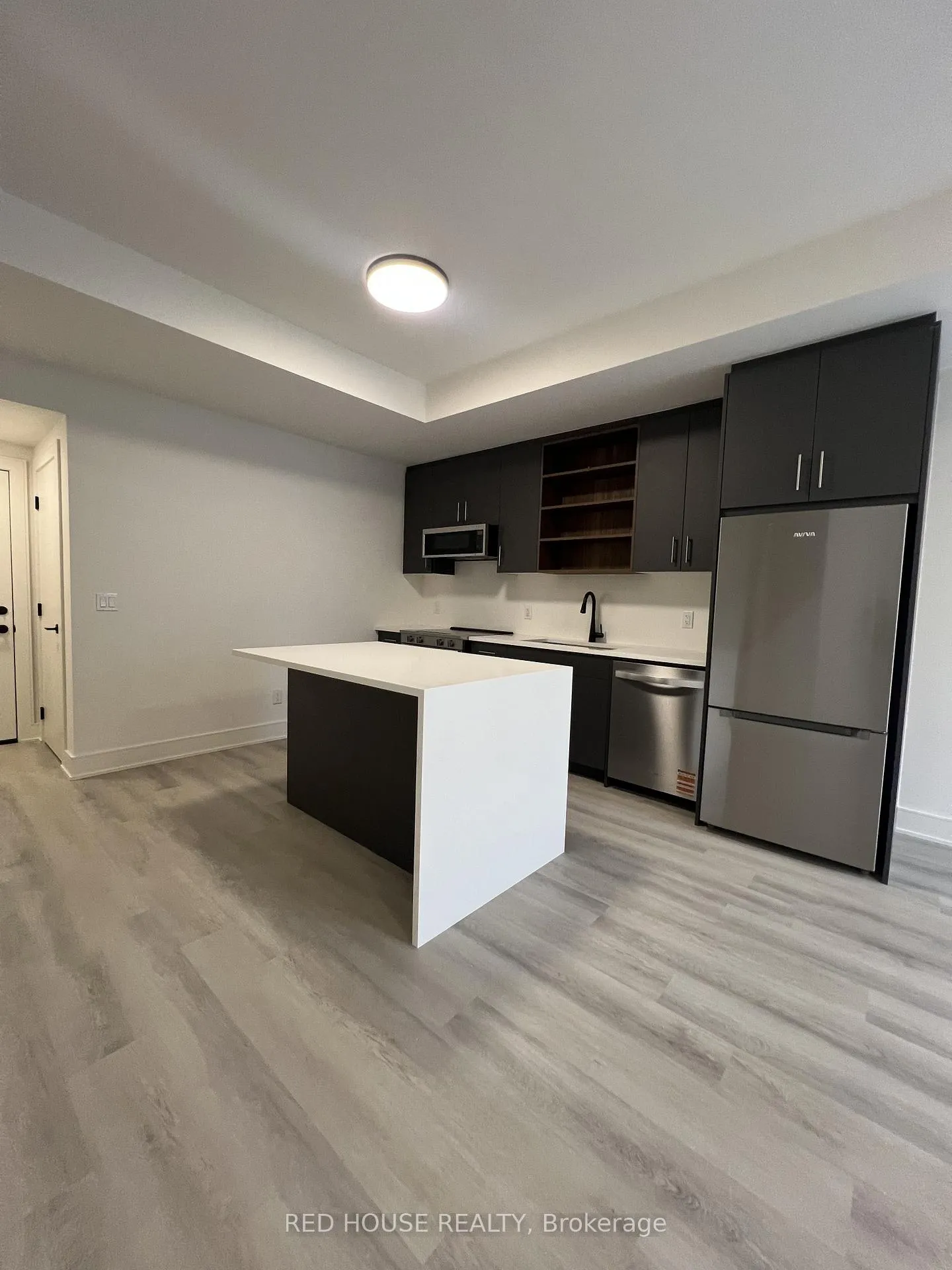Photo 3 of 120 Everett Common, St. Catharines, Oakdale — HOMEH