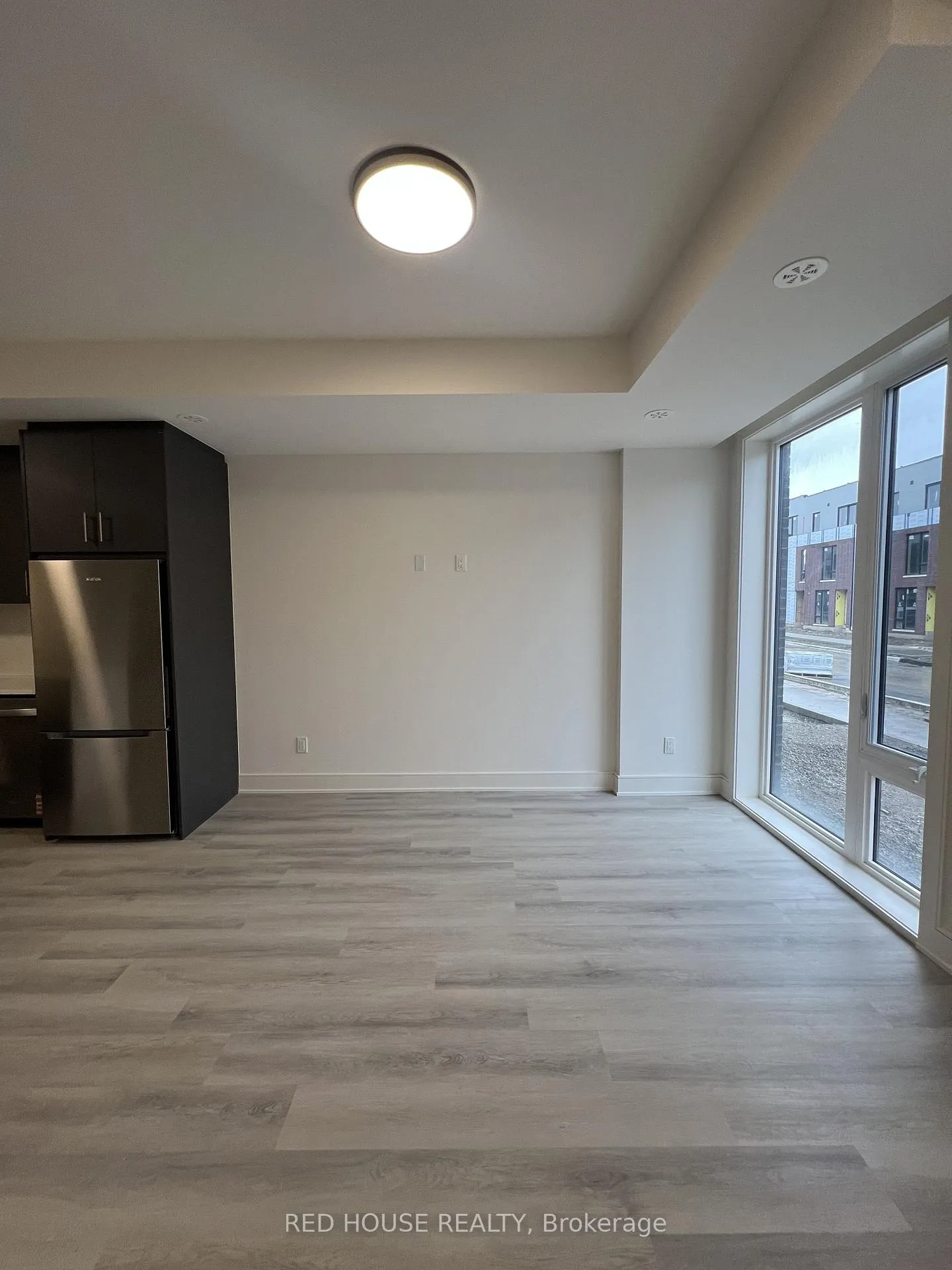 Photo 6 of 120 Everett Common, St. Catharines, Oakdale — HOMEH