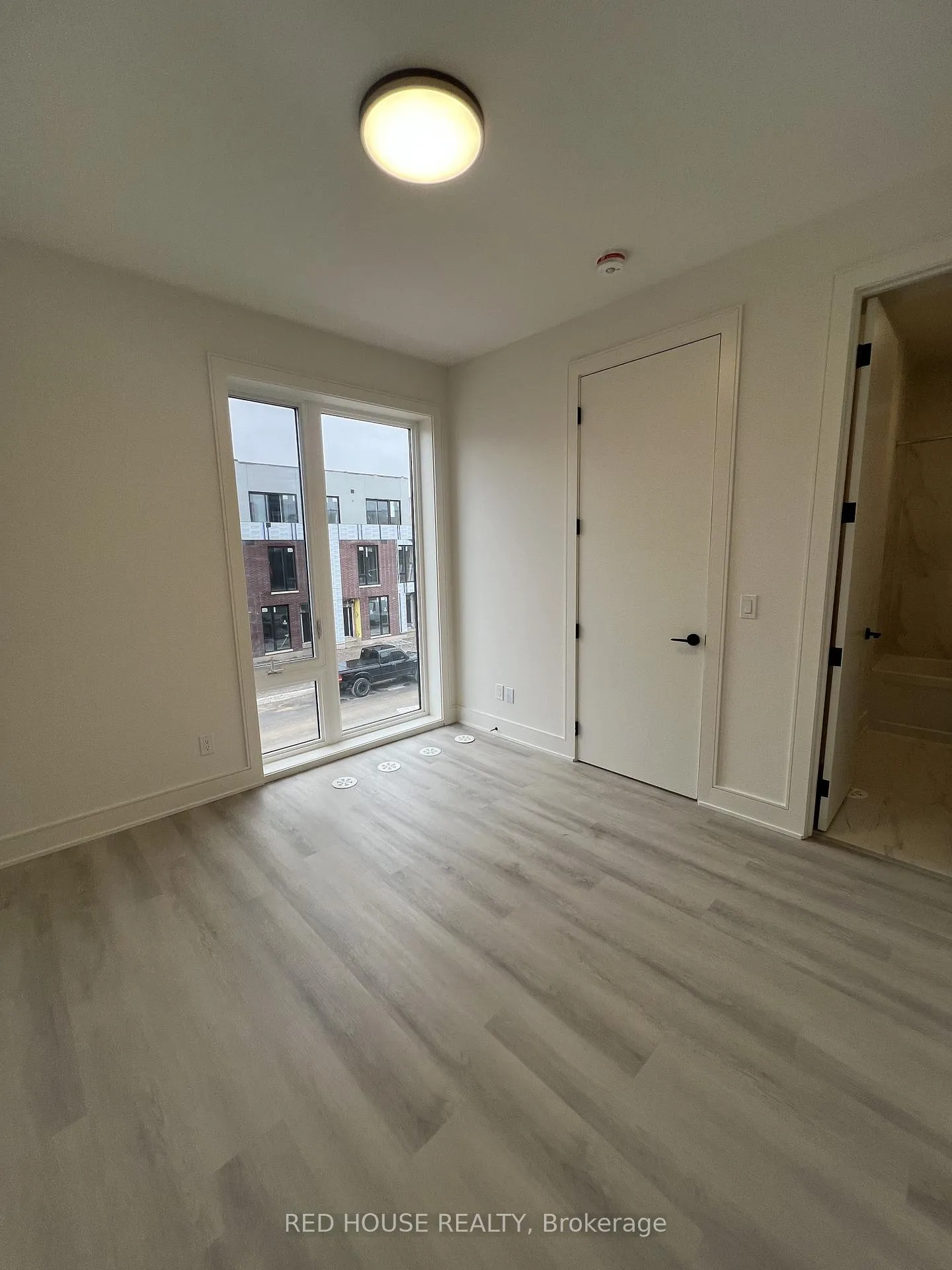 Photo 14 of 120 Everett Common, St. Catharines, Oakdale — HOMEH