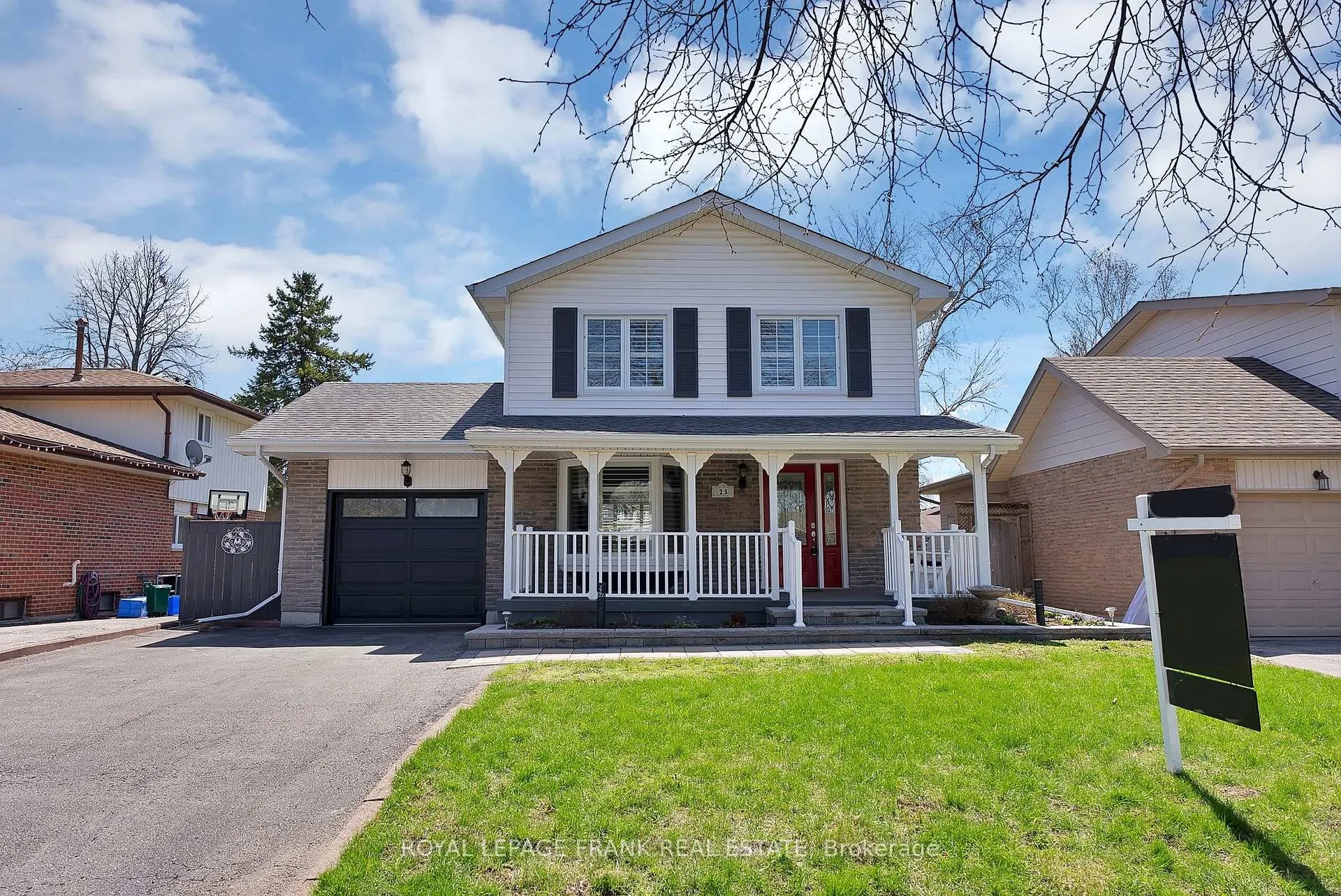 Photo 1 of 25 Michael Boulevard, Whitby, Lynde Creek — HOMEH
