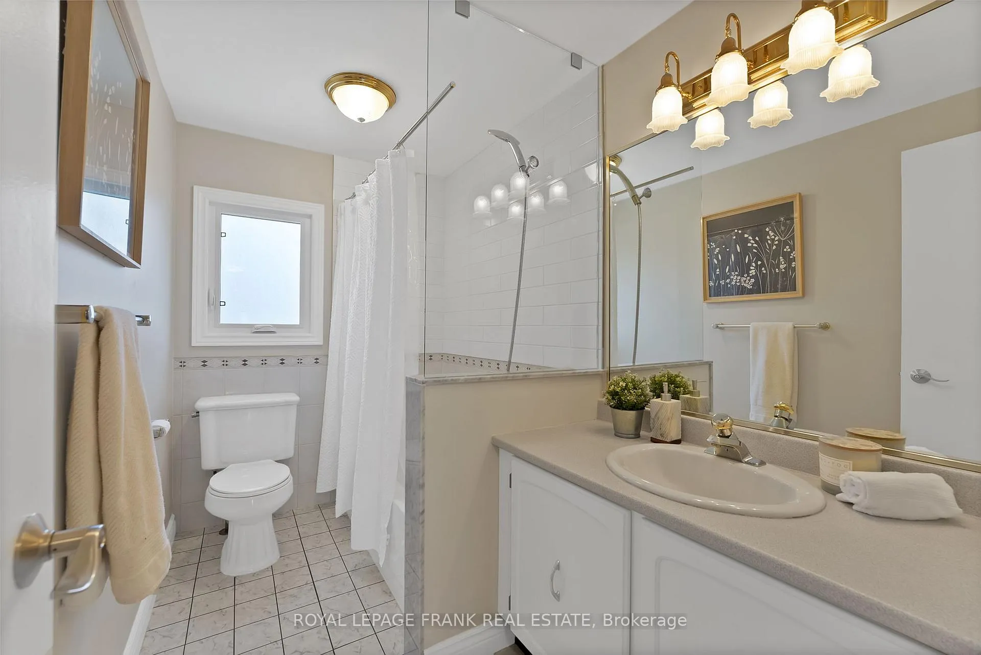 Photo 20 of 25 Michael Boulevard, Whitby, Lynde Creek — HOMEH