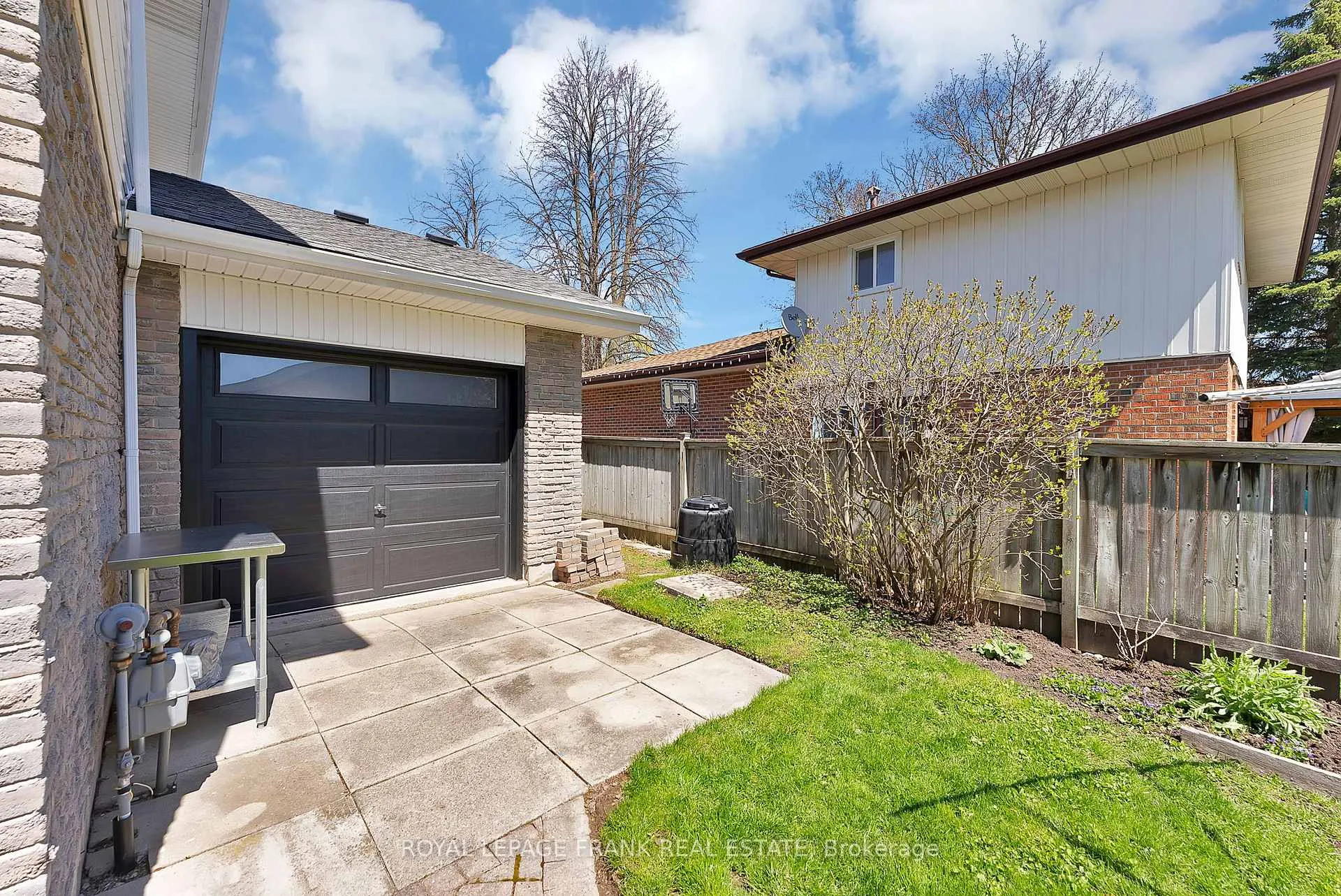 Photo 35 of 25 Michael Boulevard, Whitby, Lynde Creek — HOMEH