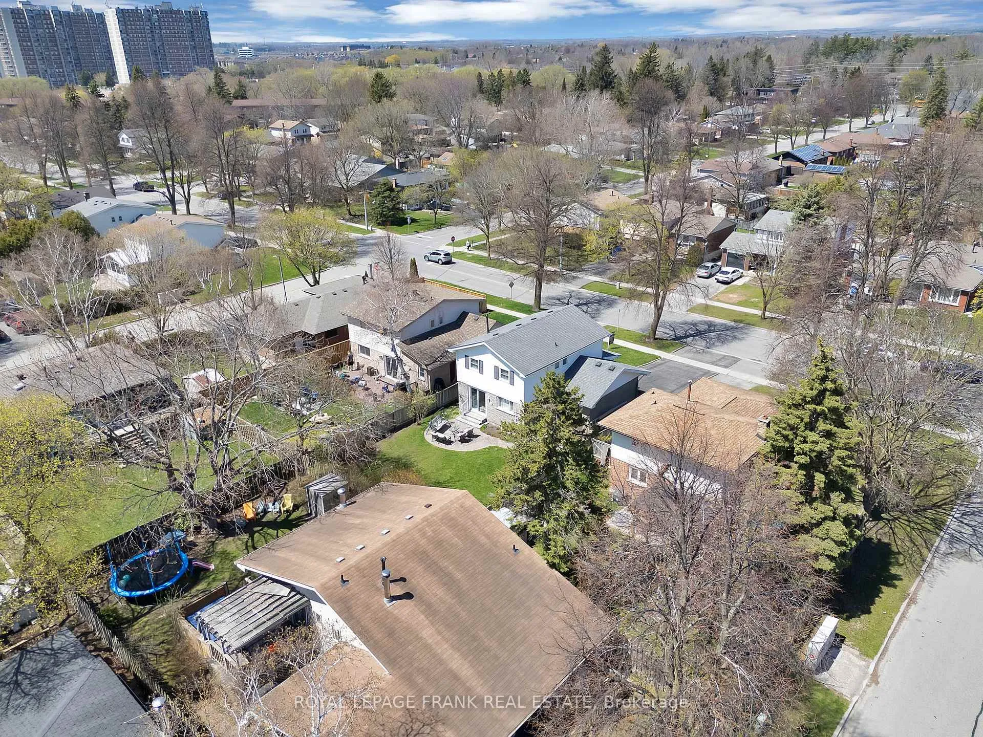 Photo 39 of 25 Michael Boulevard, Whitby, Lynde Creek — HOMEH