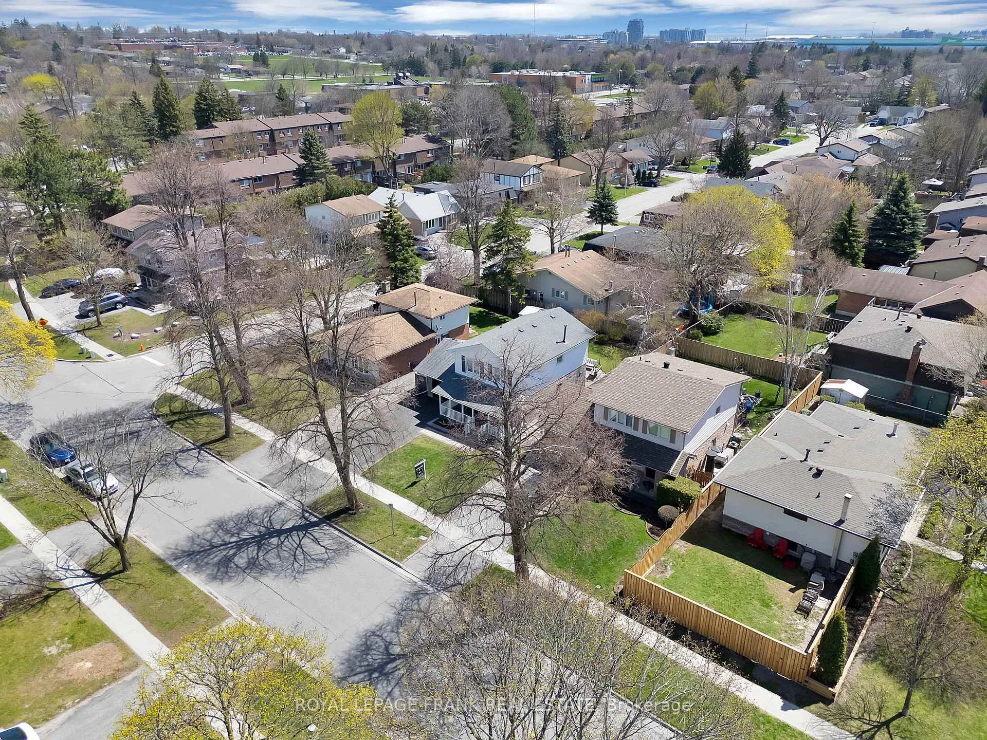 Photo 41 of 25 Michael Boulevard, Whitby, Lynde Creek — HOMEH
