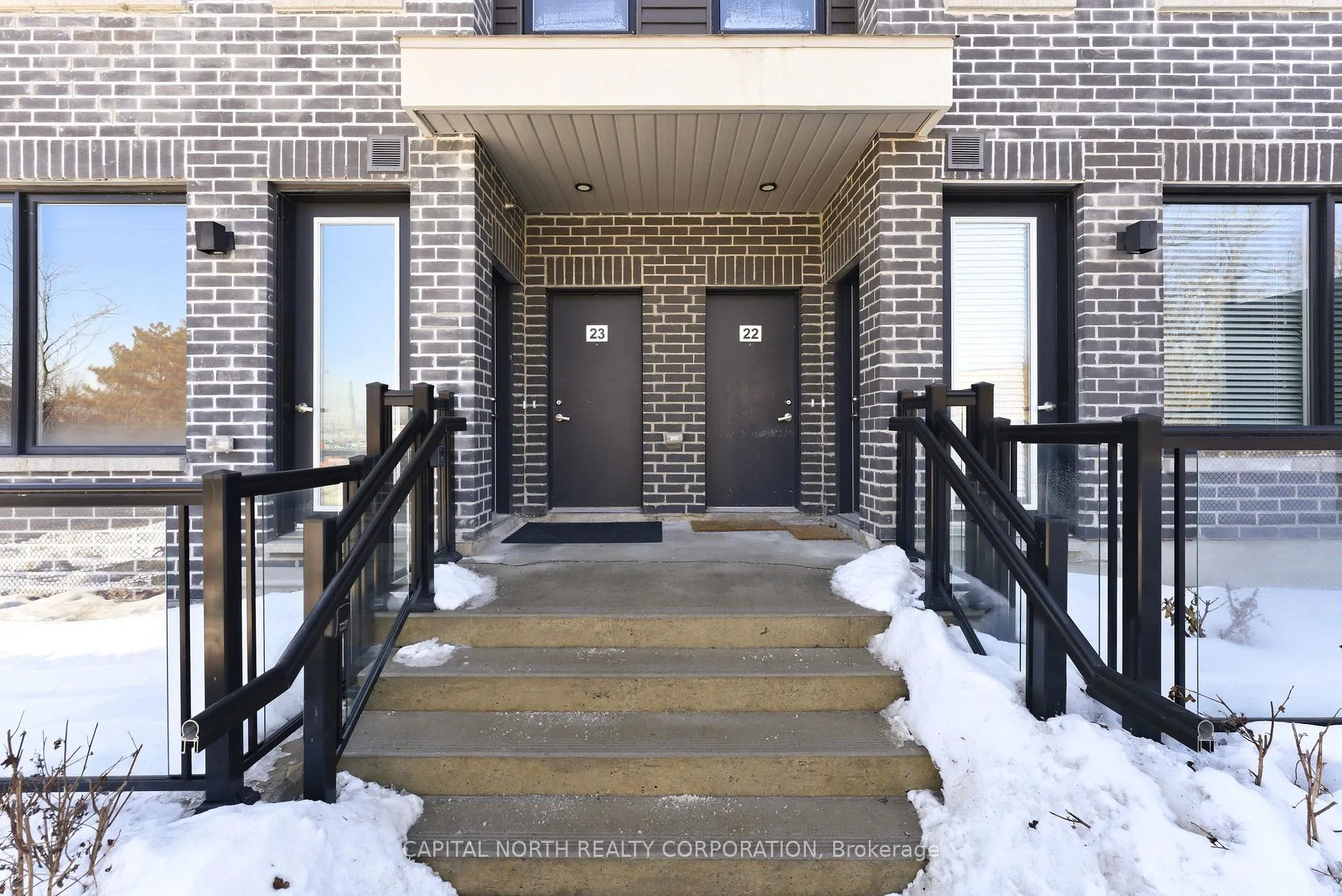 Photo 3 of Unit 23, 3473 Widdicombe Way, Mississauga, Erin Mills — HOMEH