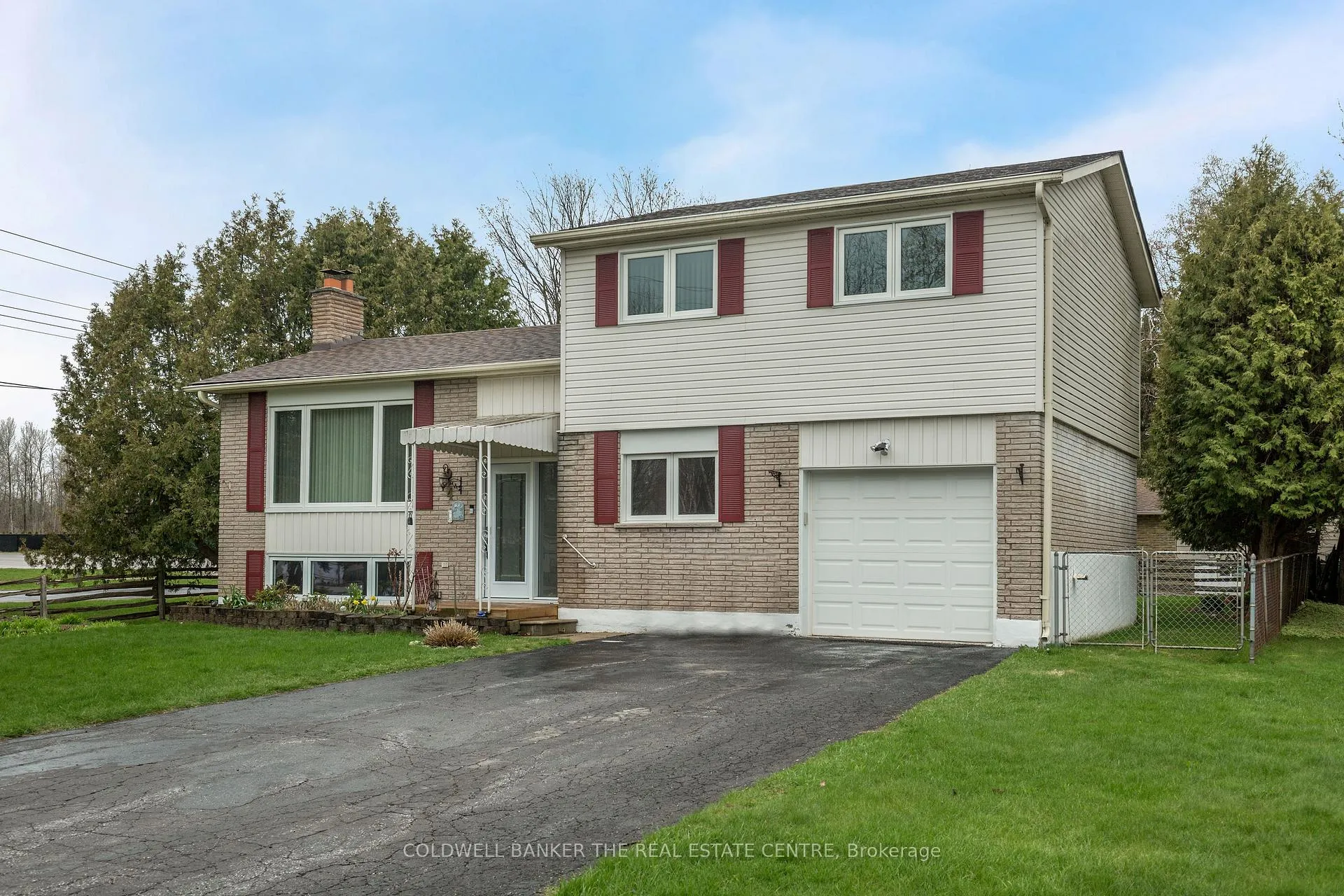 Photo 3 of 4 Everton Drive, Innisfil, Gilford — HOMEH