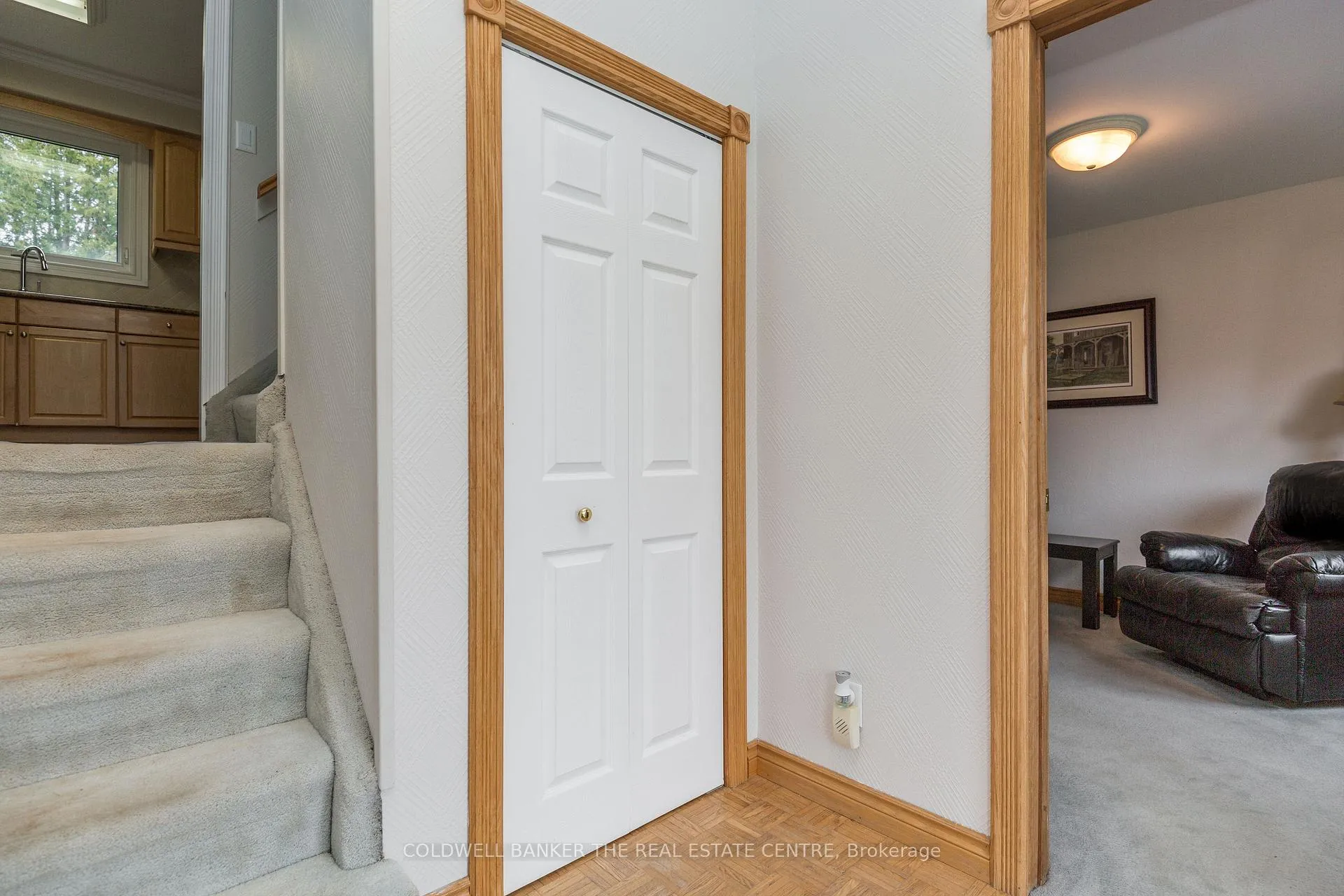Photo 5 of 4 Everton Drive, Innisfil, Gilford — HOMEH