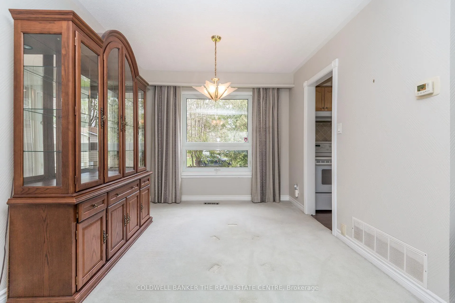 Photo 9 of 4 Everton Drive, Innisfil, Gilford — HOMEH