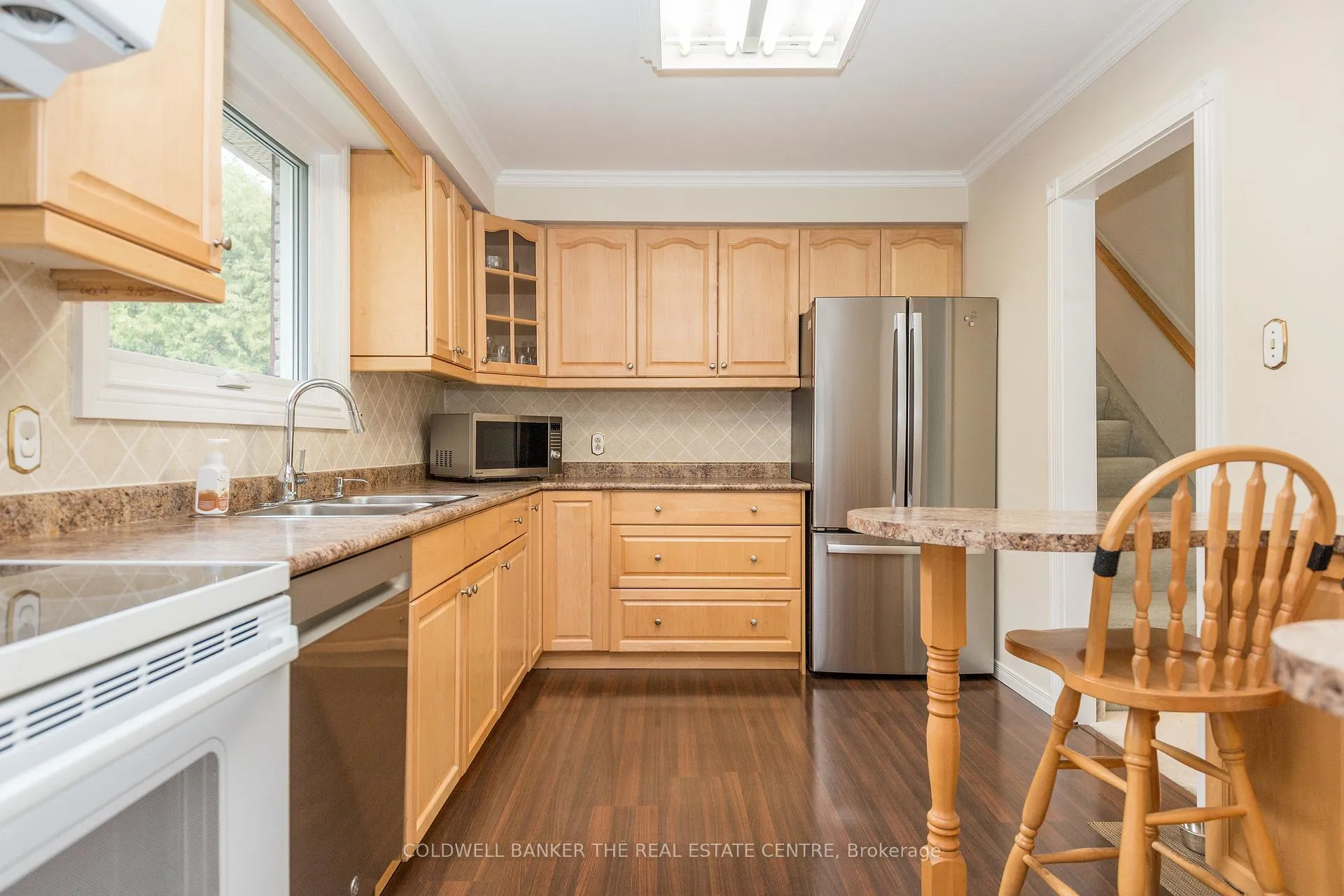 Photo 12 of 4 Everton Drive, Innisfil, Gilford — HOMEH