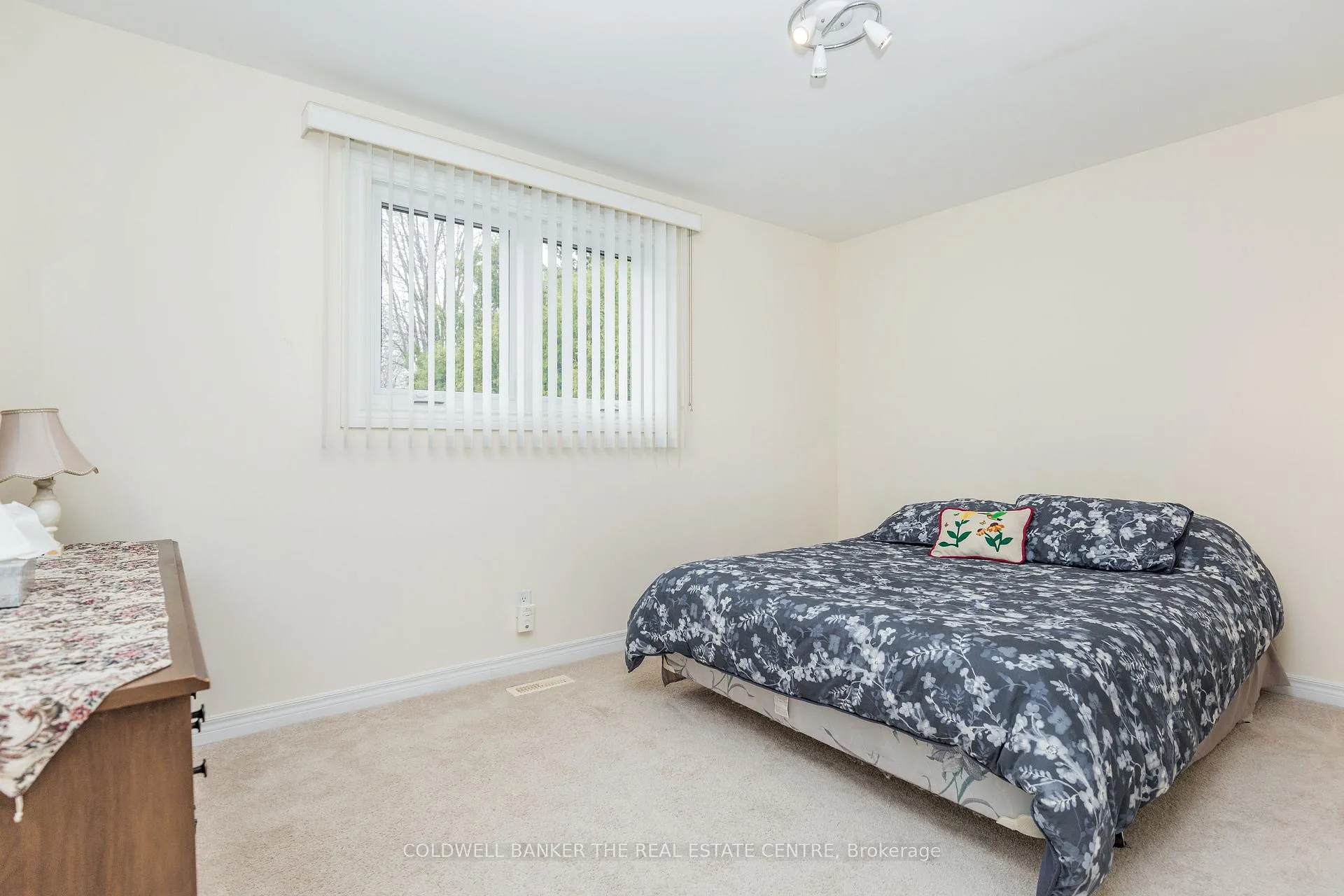 Photo 14 of 4 Everton Drive, Innisfil, Gilford — HOMEH