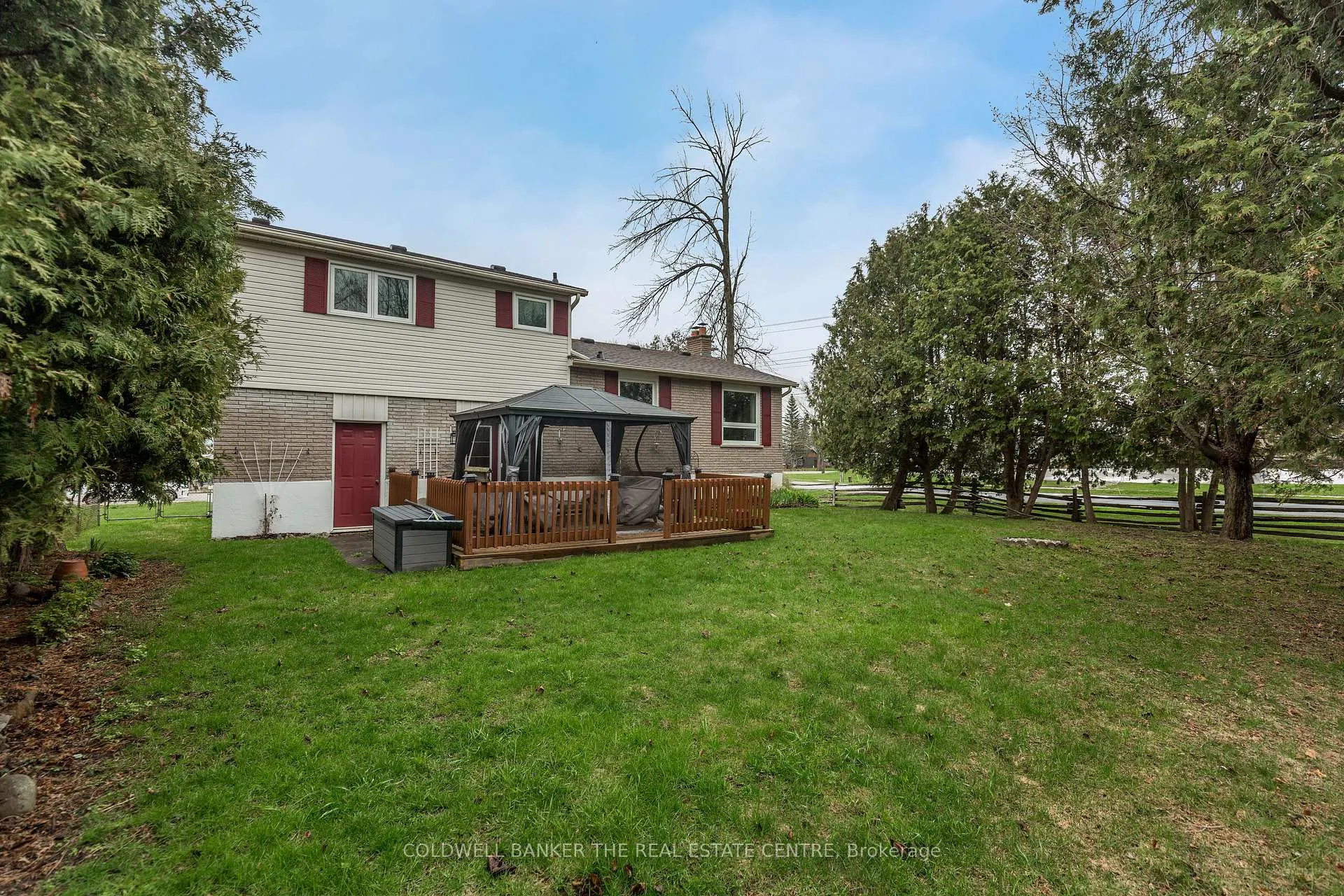 Photo 30 of 4 Everton Drive, Innisfil, Gilford — HOMEH