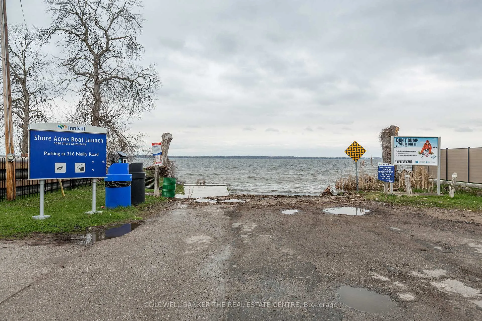 Photo 35 of 4 Everton Drive, Innisfil, Gilford — HOMEH