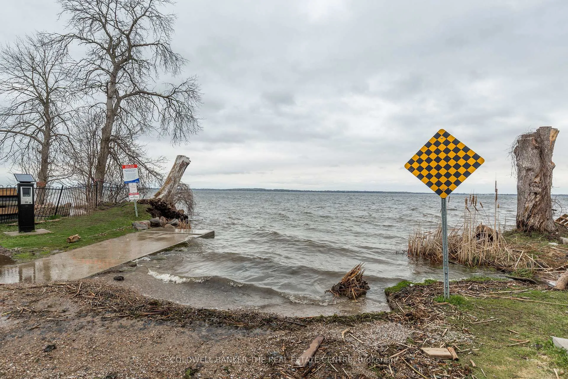 Photo 36 of 4 Everton Drive, Innisfil, Gilford — HOMEH