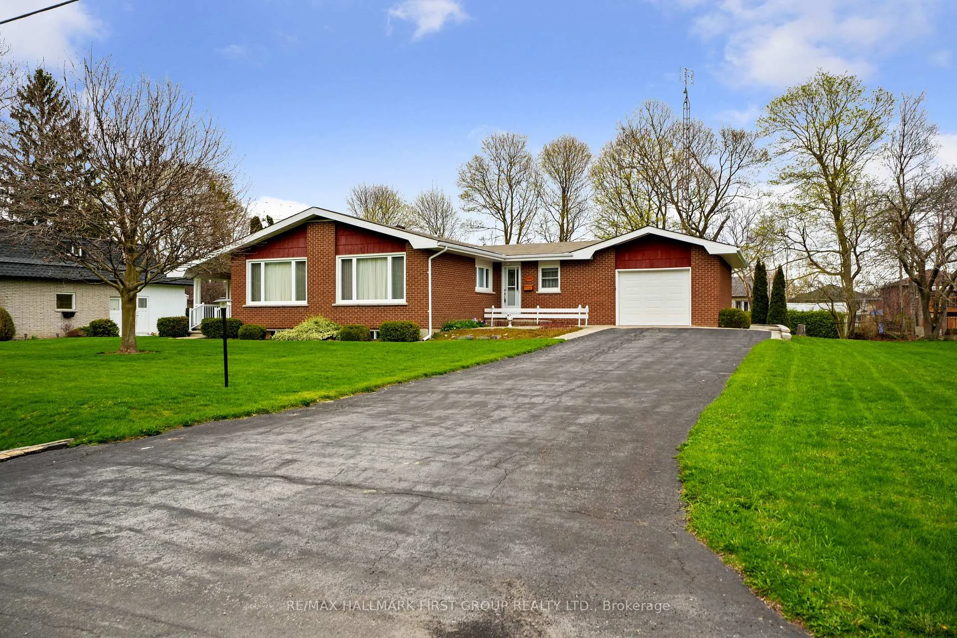 Photo of 12 Maplewood Boulevard