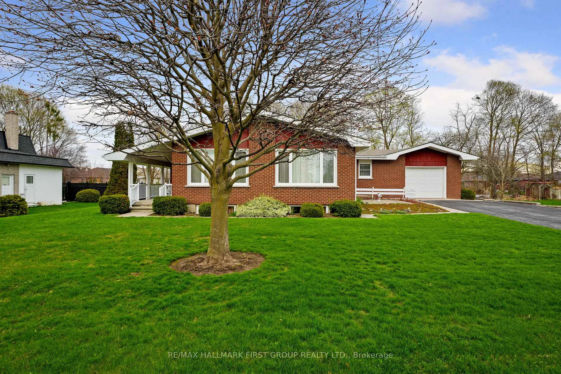 Photo 49 of 12 Maplewood Boulevard, Cobourg — HOMEH