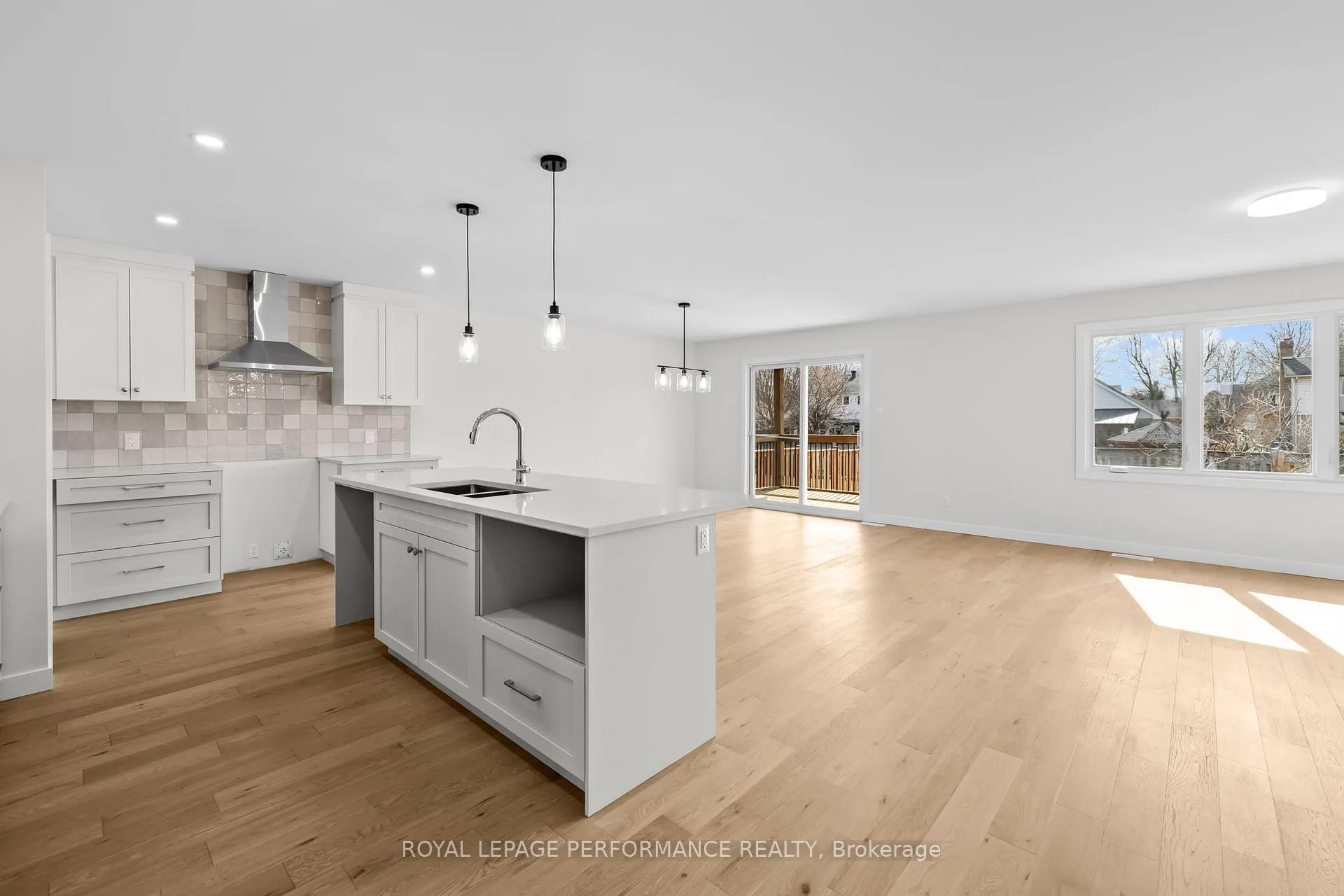 Photo 8 of 86 Mille Roches Road, South Stormont, Long Sault — HOMEH
