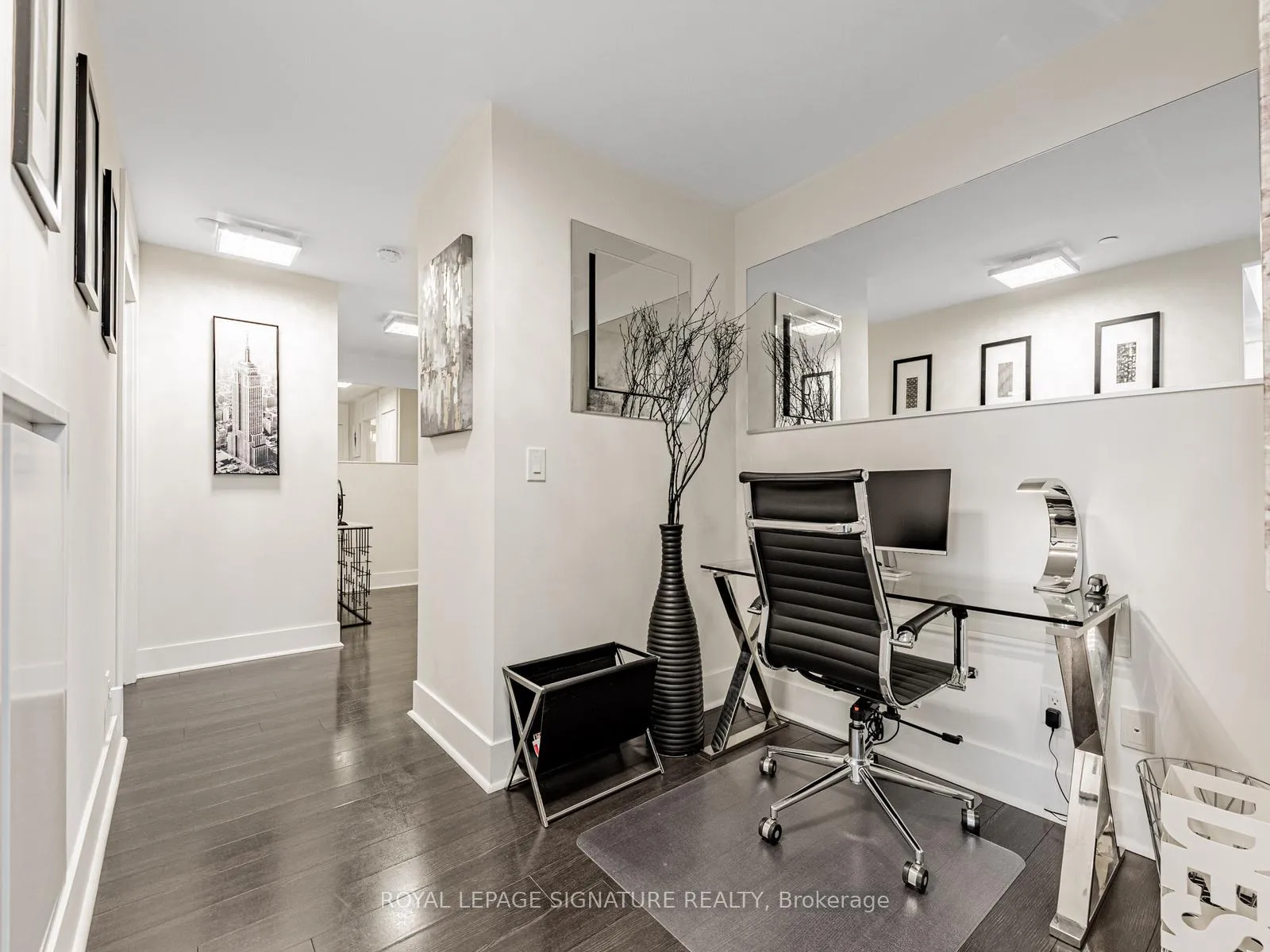 Photo 7 of Unit 1303, 32 Davenport Road, Toronto, The Annex — HOMEH