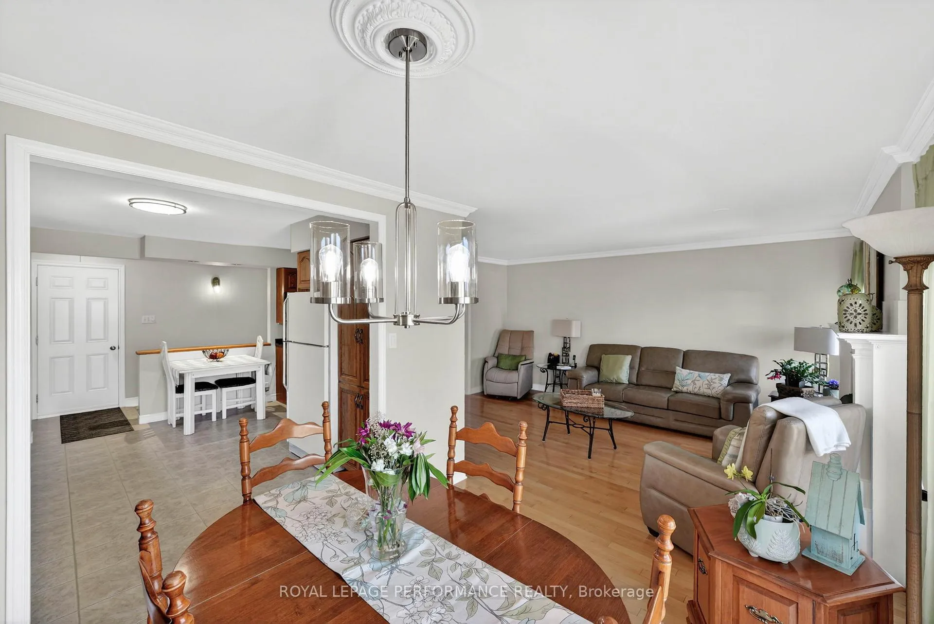 Photo 12 of 674 Hamilton Crescent, Cornwall — HOMEH