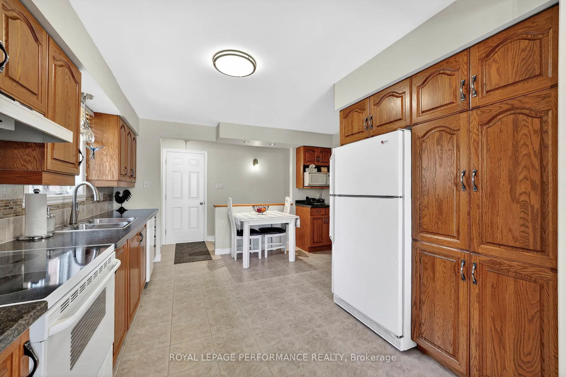 Photo 14 of 674 Hamilton Crescent, Cornwall — HOMEH