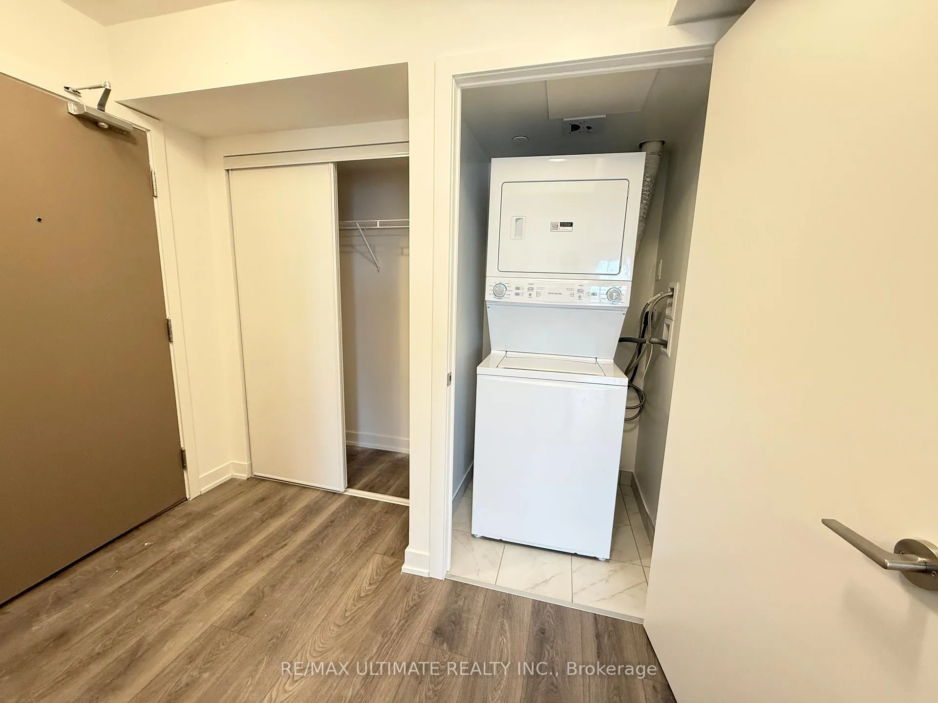 Photo 12 of Unit 2411, 1010 Sandy Beach Percel P Road, Pickering, Bay Ridges — HOMEH
