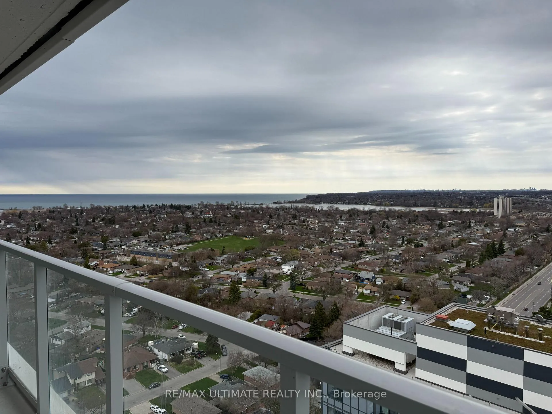 Photo 13 of Unit 2411, 1010 Sandy Beach Percel P Road, Pickering, Bay Ridges — HOMEH