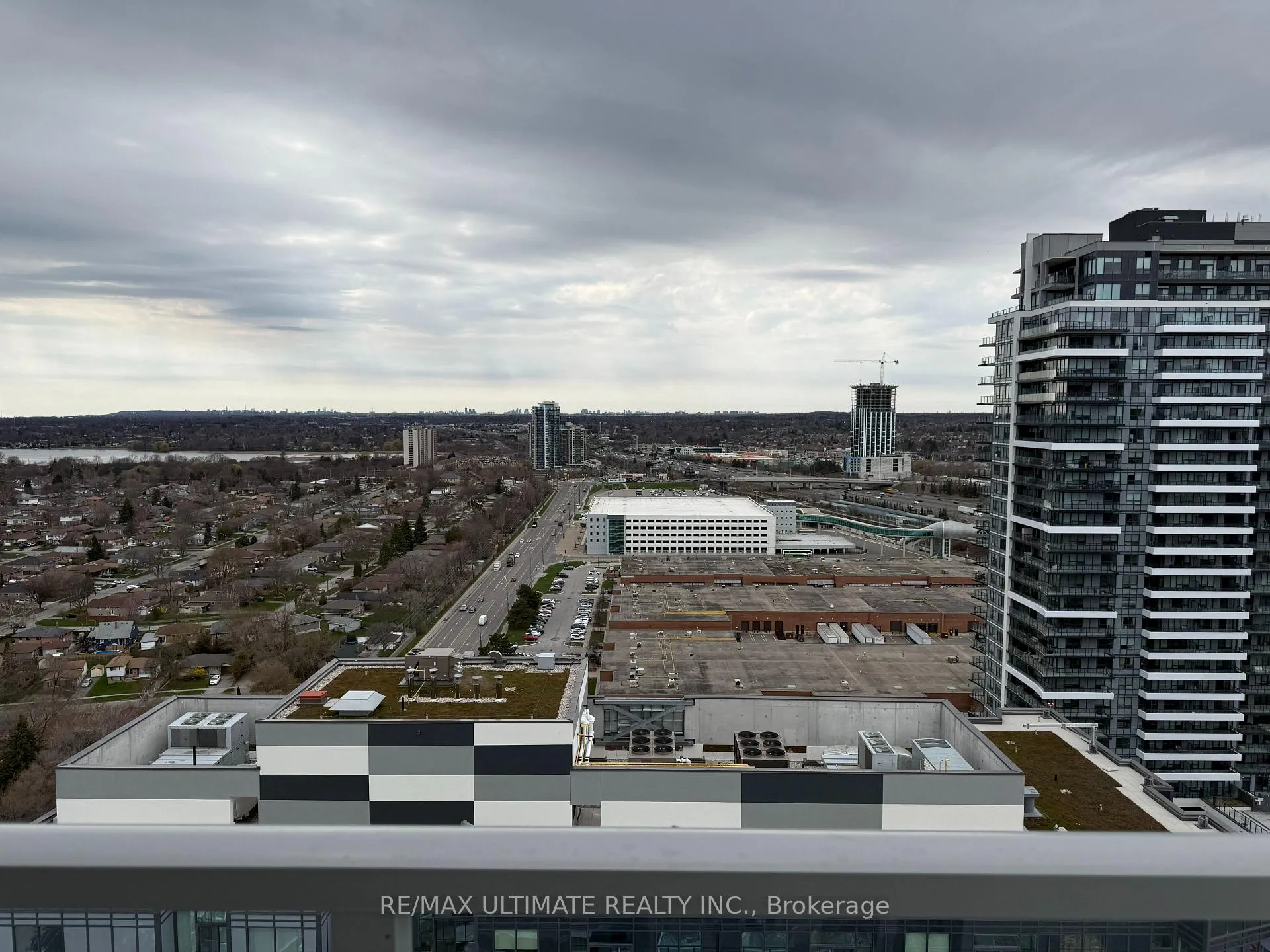 Photo 14 of Unit 2411, 1010 Sandy Beach Percel P Road, Pickering, Bay Ridges — HOMEH