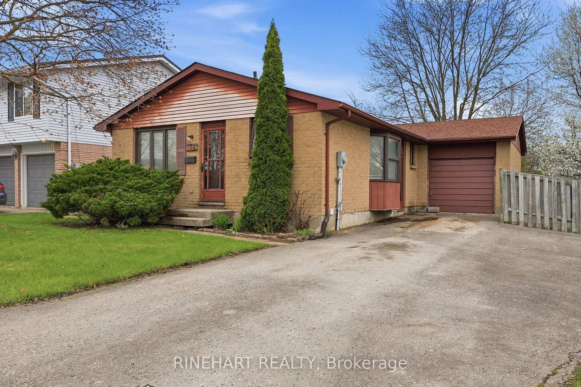 Photo 1 of 1003 Lawson Road, London, North I — HOMEH