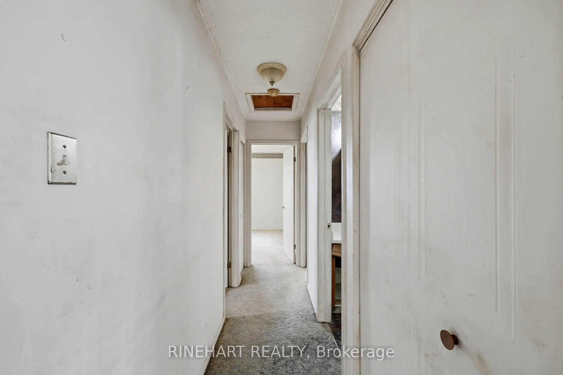 Photo 14 of 1003 Lawson Road, London, North I — HOMEH