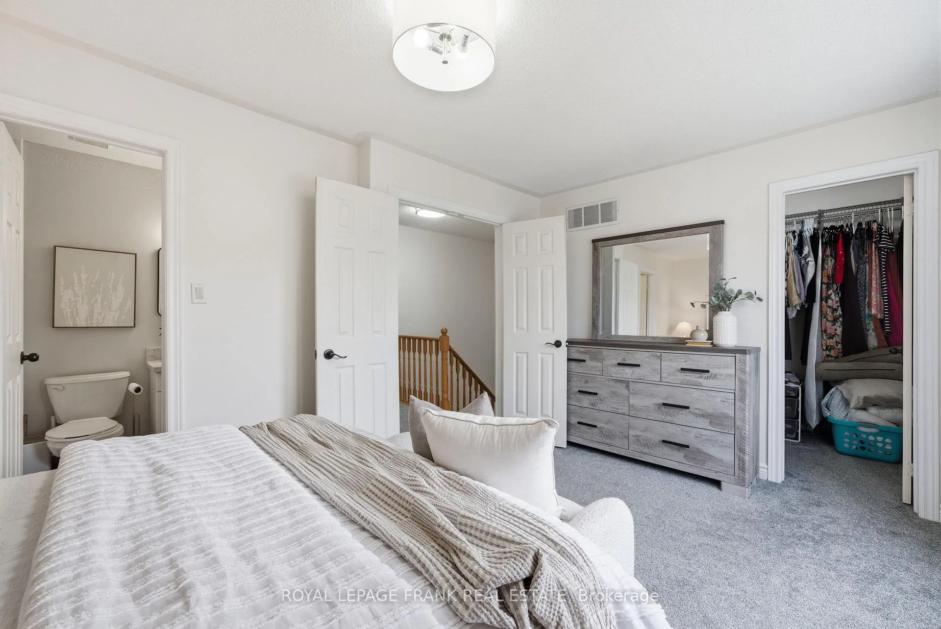 Photo 18 of 9 Brownstone Crescent, Clarington, Courtice — HOMEH