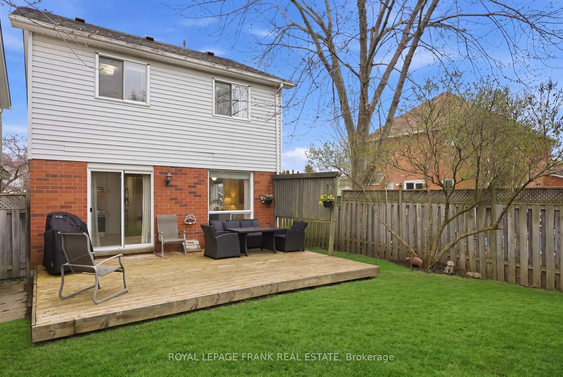 Photo 29 of 9 Brownstone Crescent, Clarington, Courtice — HOMEH
