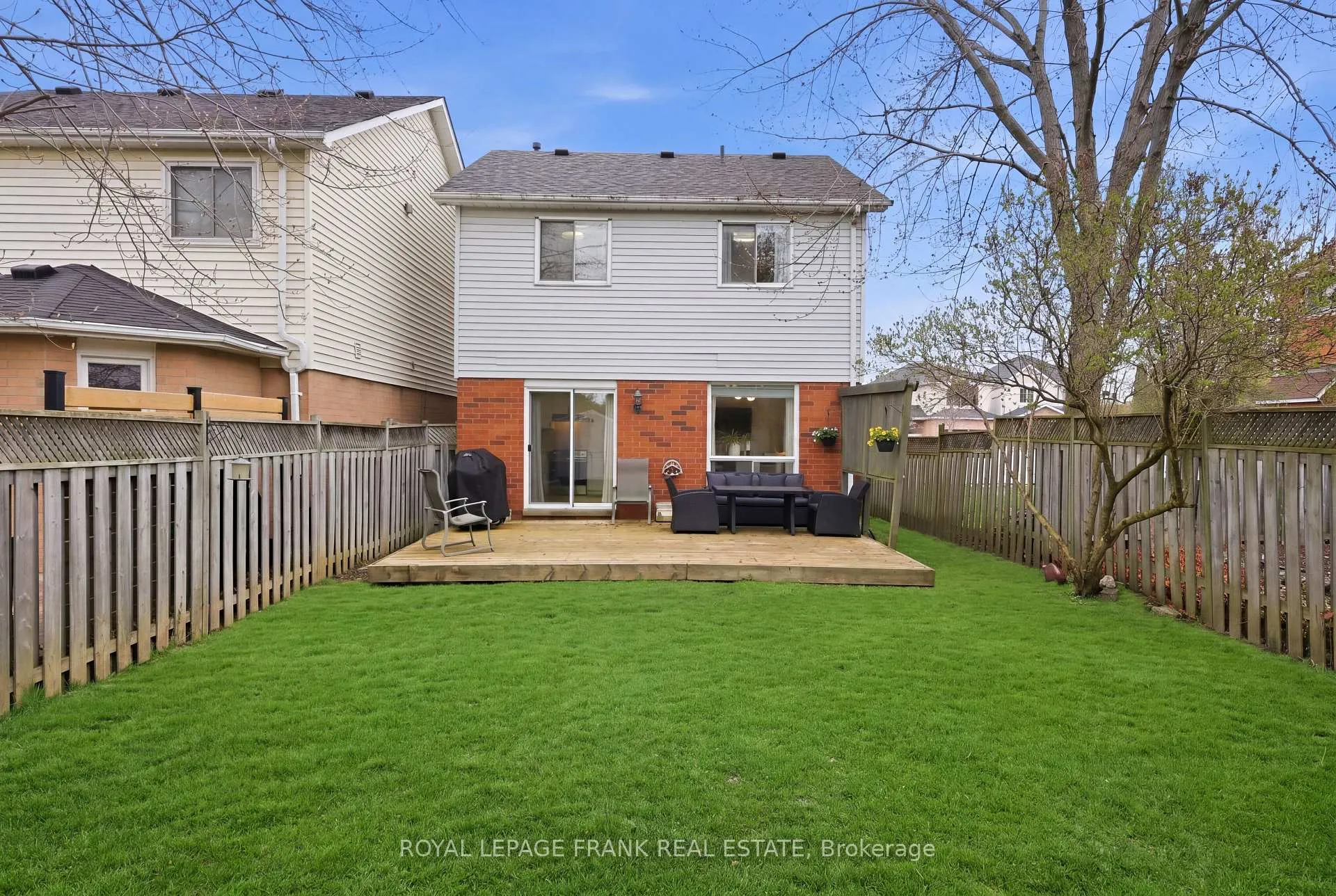 Photo 30 of 9 Brownstone Crescent, Clarington, Courtice — HOMEH