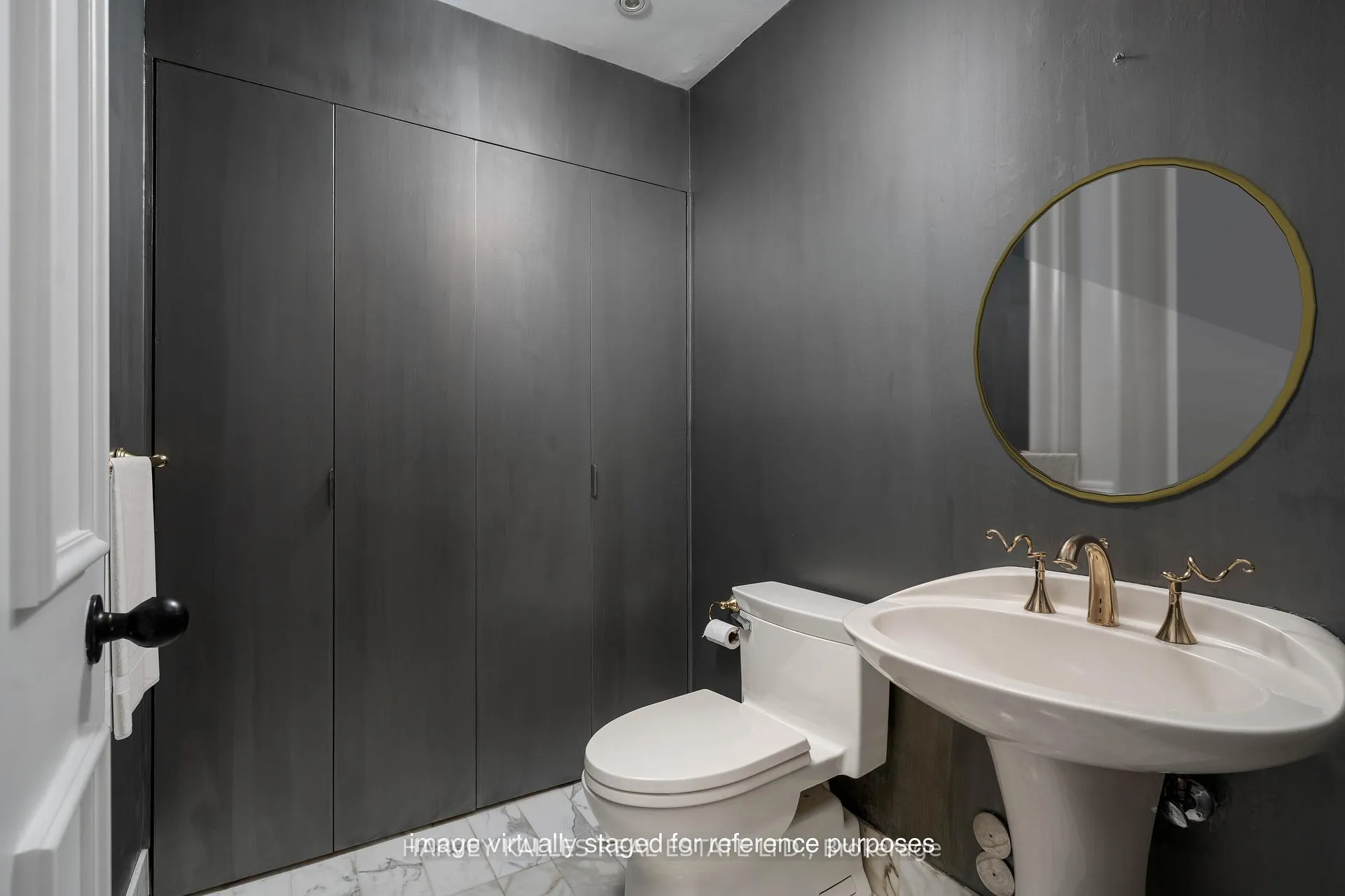 Photo 7 of Unit 204, 70 Rosehill Avenue, Toronto, Rosedale-Moore Park — HOMEH