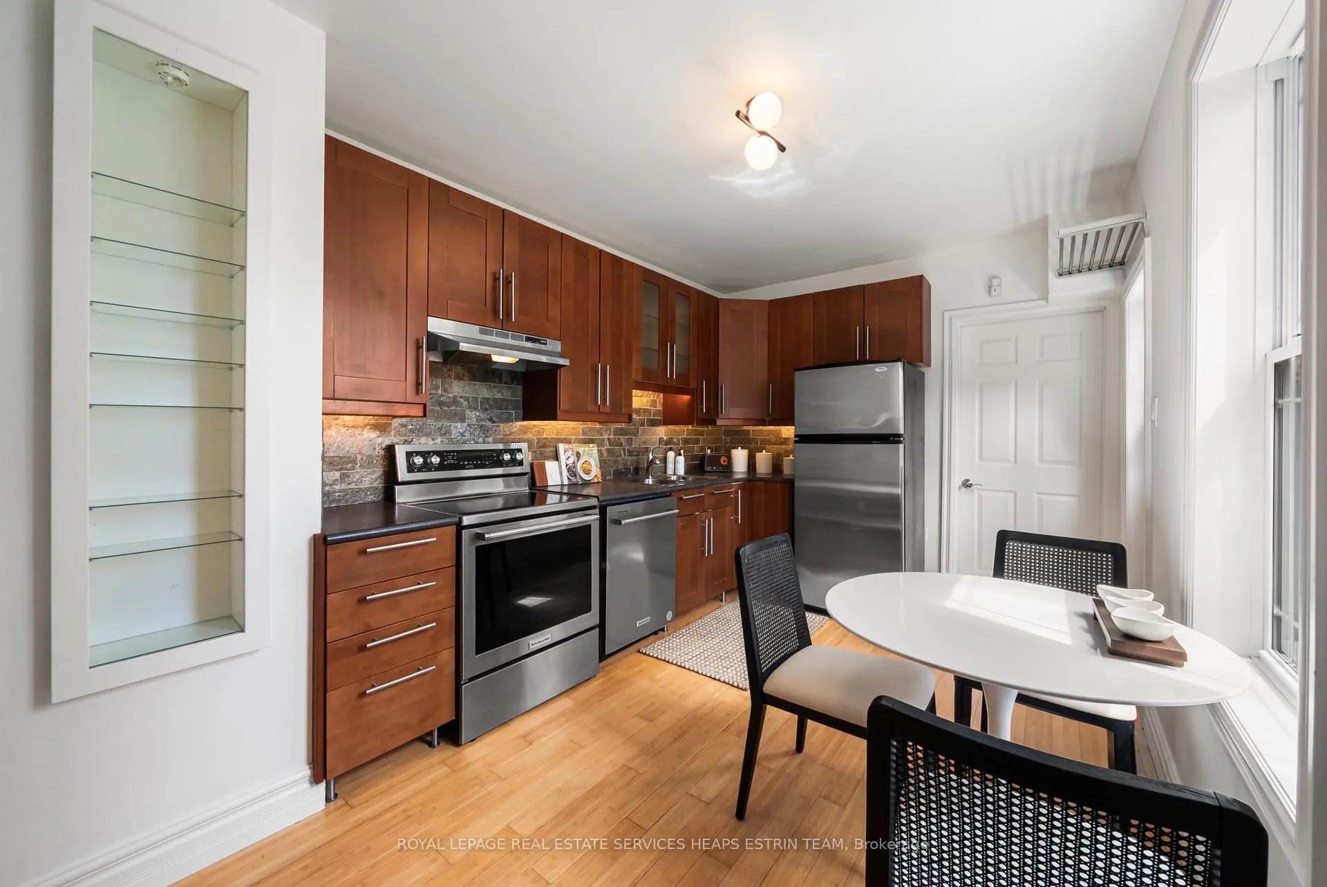 Photo 7 of 95 1/2 Fuller Avenue, Toronto, Roncesvalles — HOMEH