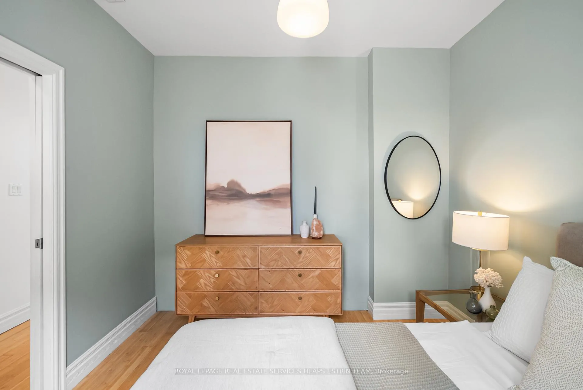 Photo 11 of 95 1/2 Fuller Avenue, Toronto, Roncesvalles — HOMEH