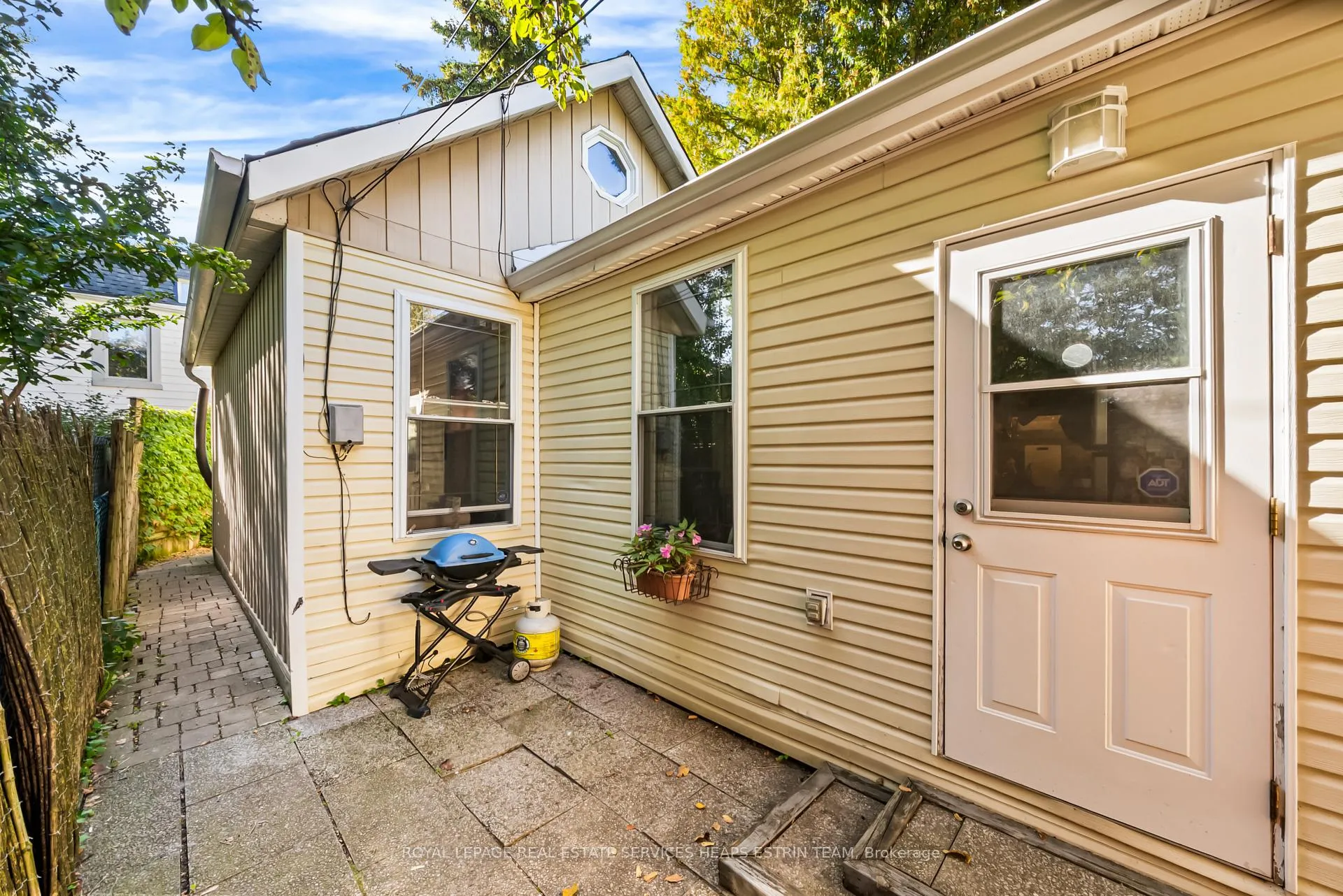 Photo 23 of 95 1/2 Fuller Avenue, Toronto, Roncesvalles — HOMEH