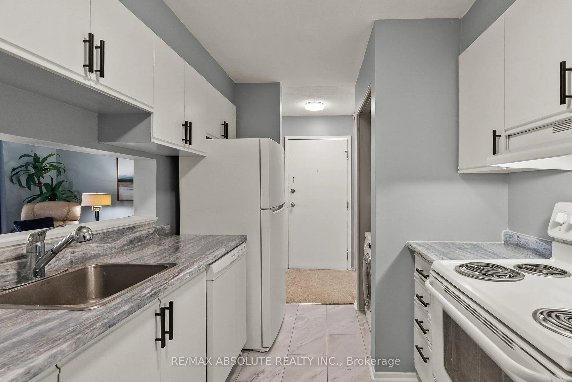 Photo 17 of Unit 415, 216 Viewmount Drive, Ottawa, Borden Farm/Stewart Farm/Carleton Heights/Parkwood Hills — HOMEH